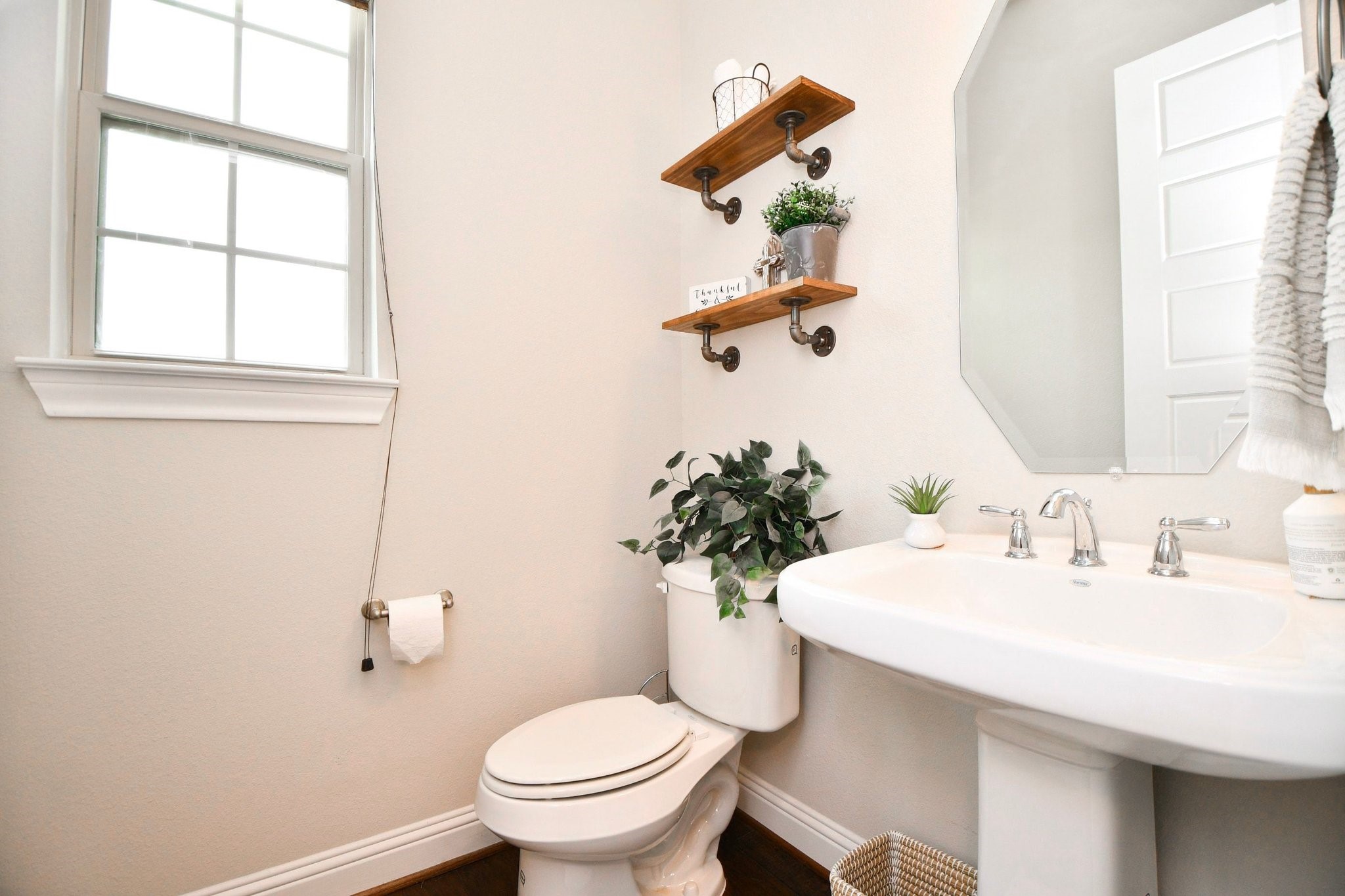 5603 Mae Street Property Photo 11