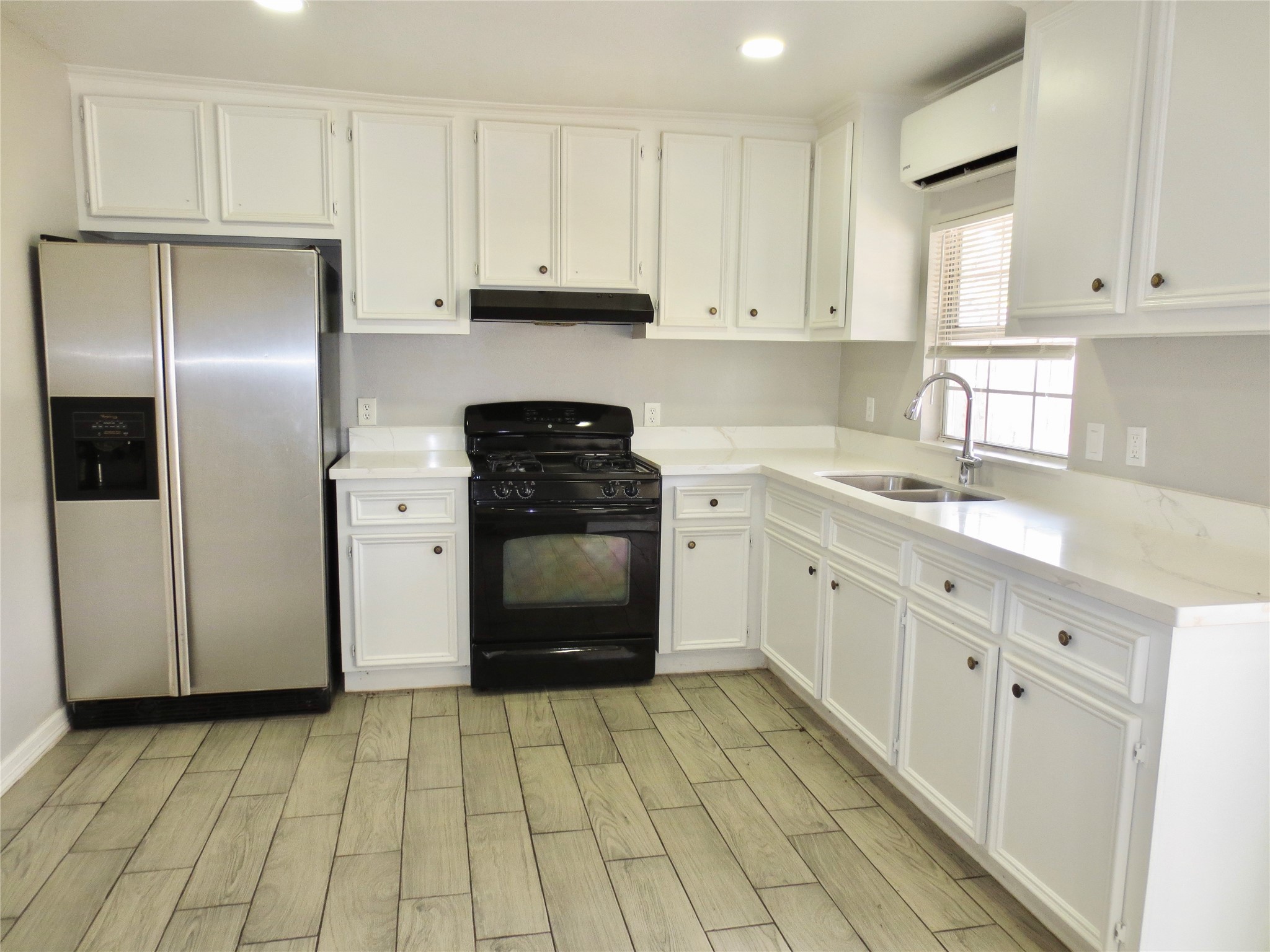 2204 Parker Road A Property Photo 1