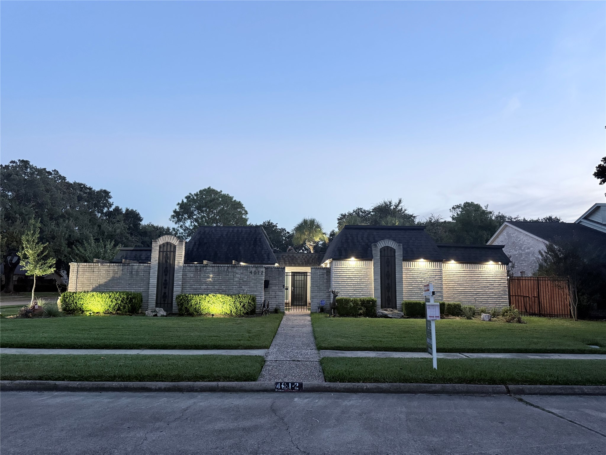 4012 Chile Drive Property Photo 1