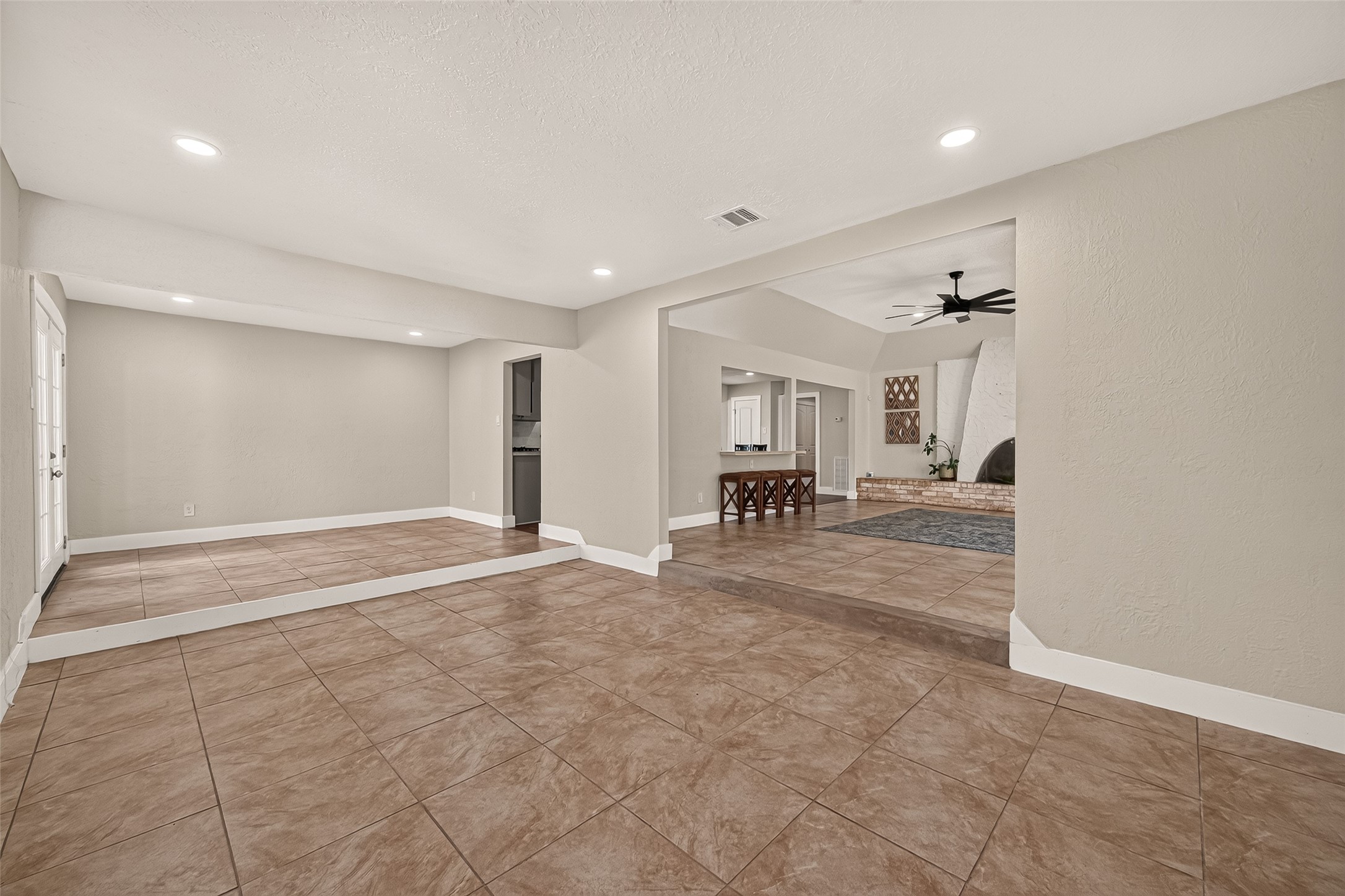 4012 Chile Drive Property Photo 13