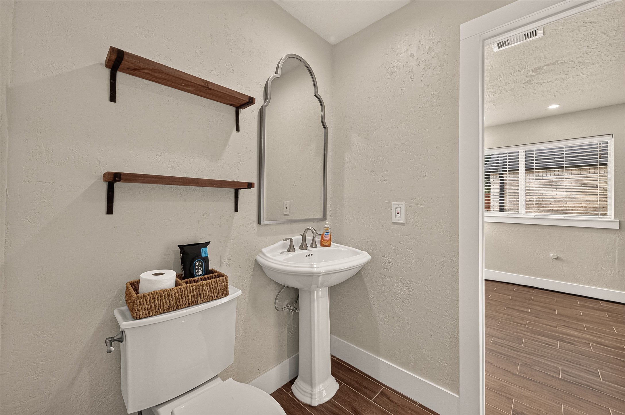 4012 Chile Drive Property Photo 27