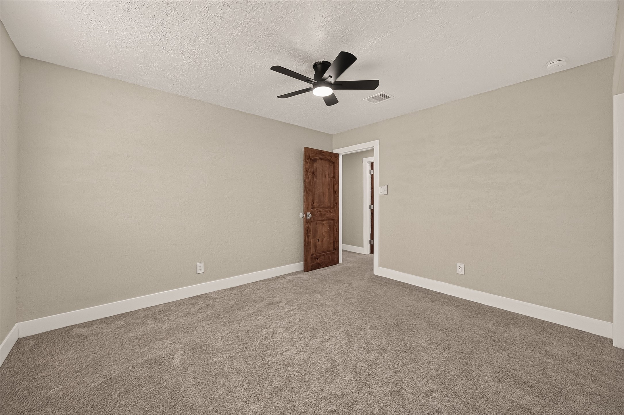 4012 Chile Drive Property Photo 32