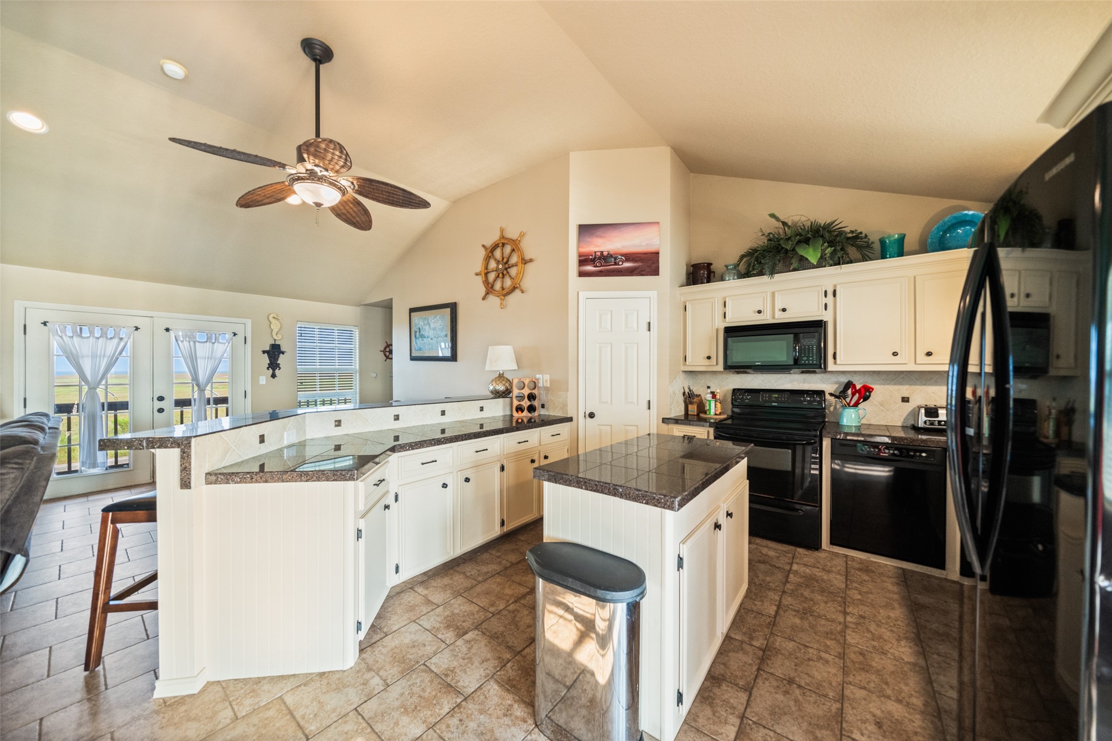 3190 Fm-2031 Property Photo 8