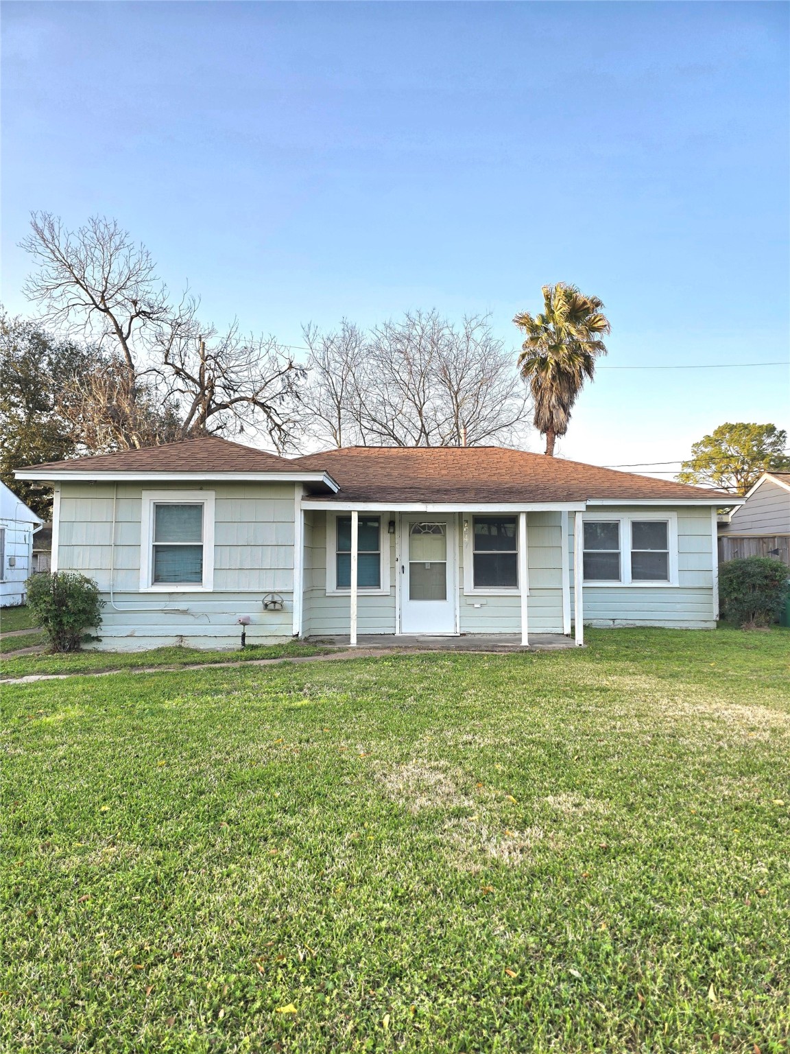 7547 Magnolia Street Property Photo