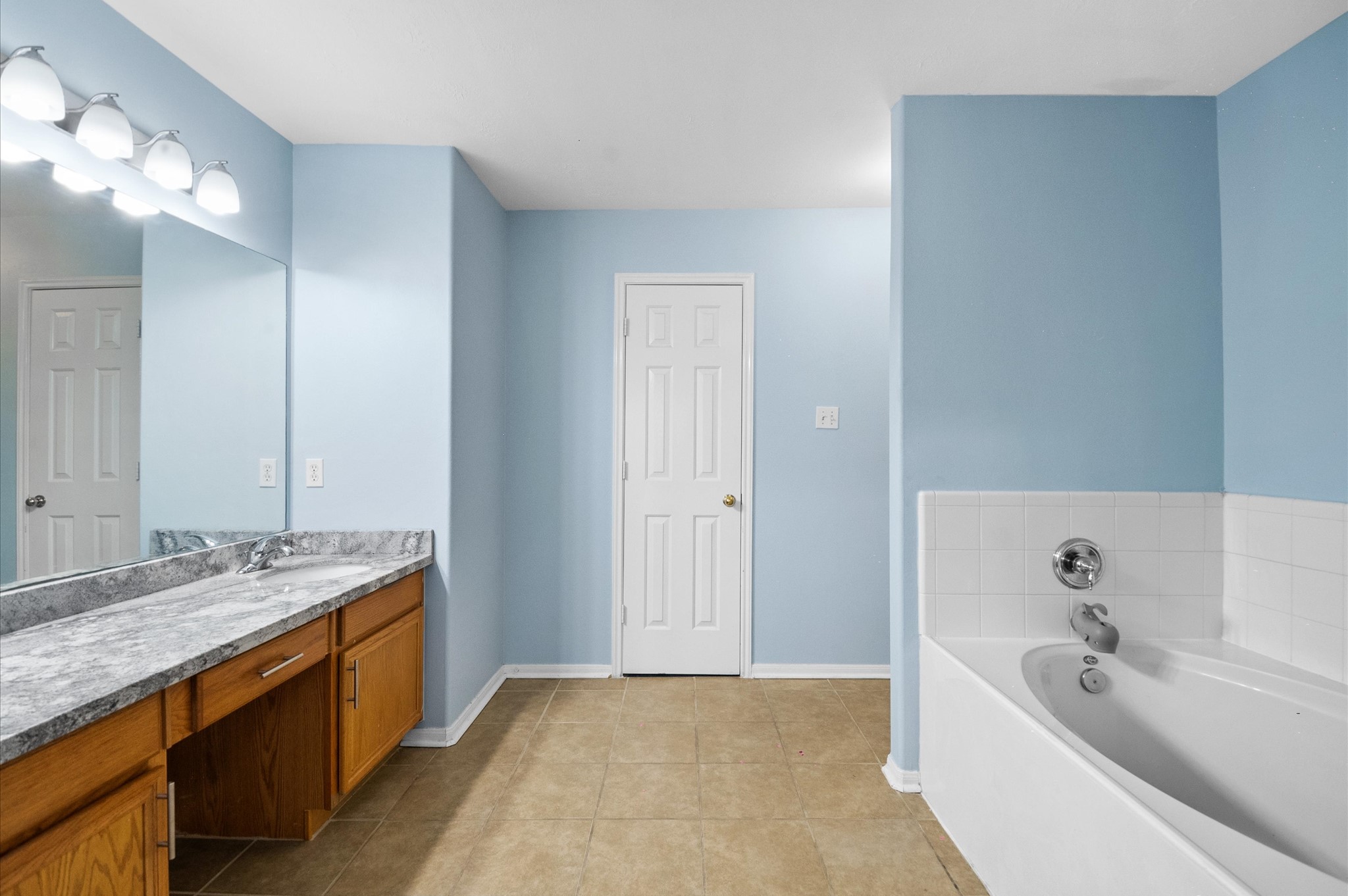 13723 Anwar Drive Property Photo 18
