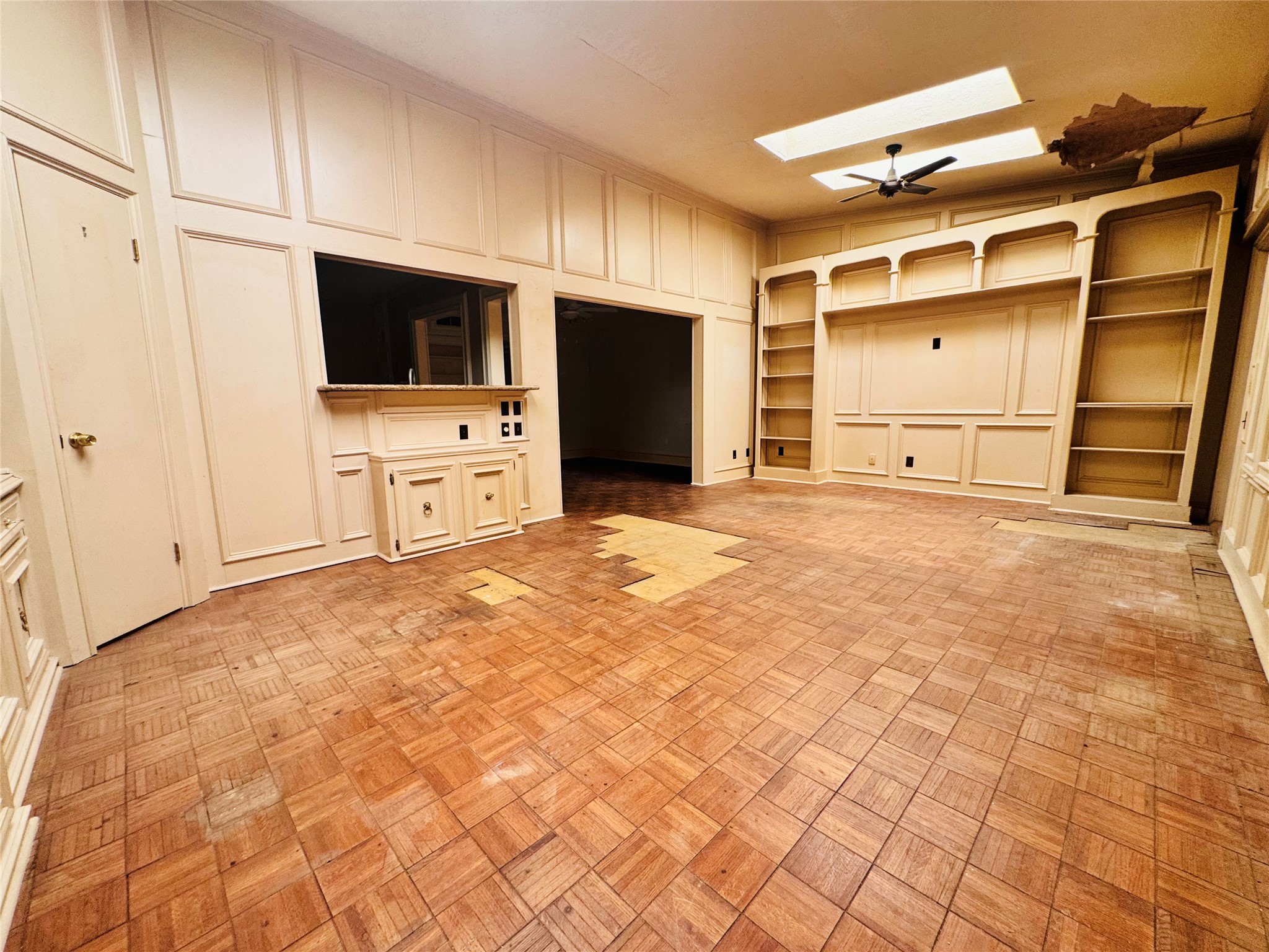 11663 Village Place Drive Property Photo 8