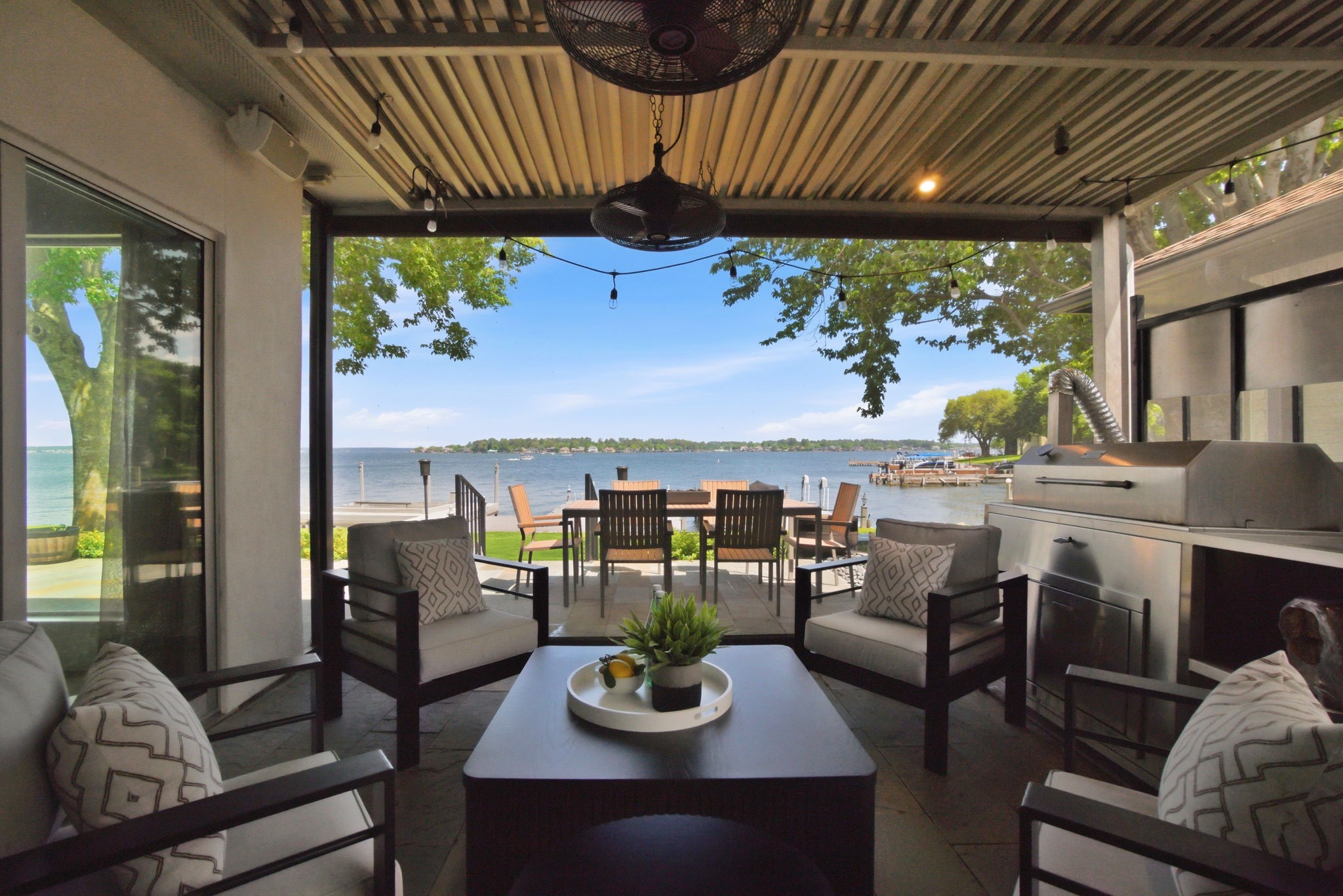 1609 Schooner Point Property Photo 1