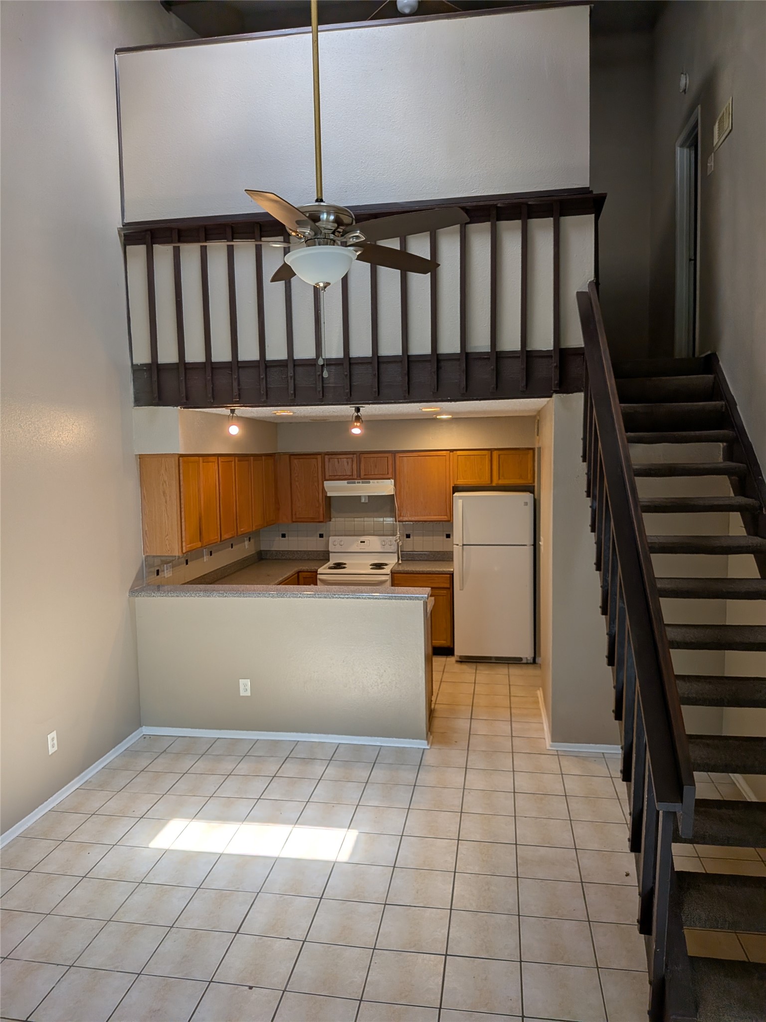 12214 Bob White Drive 122 Property Photo 2