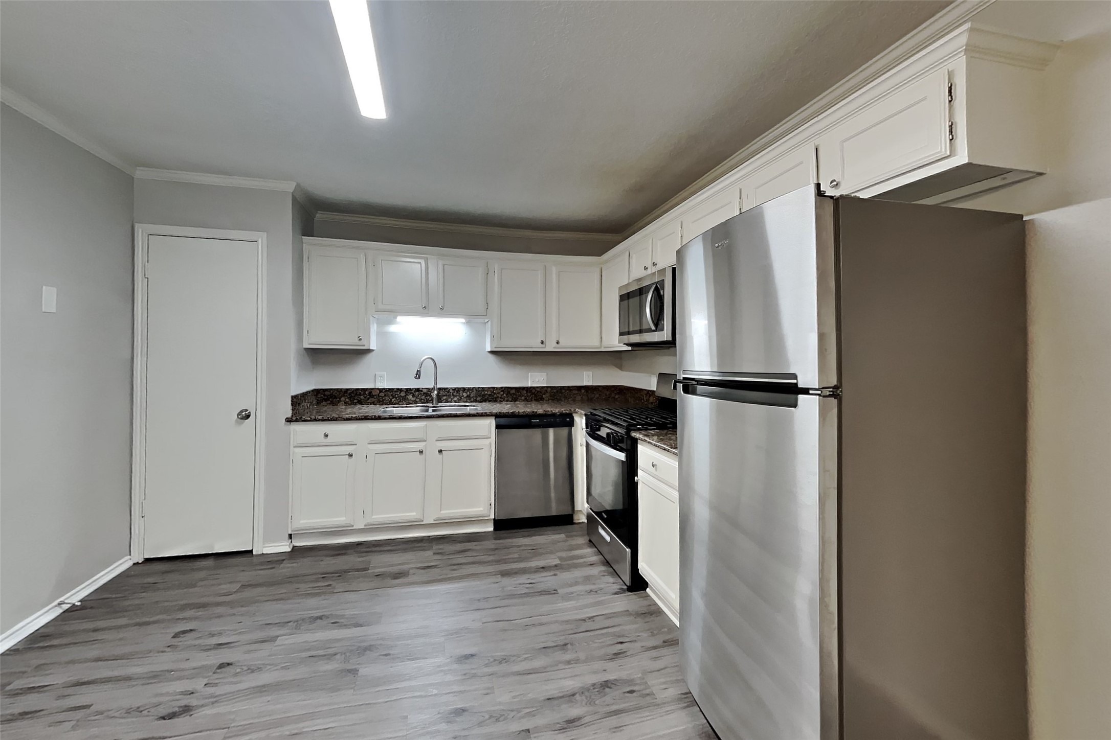 9606 Yearling Circle Property Photo 4