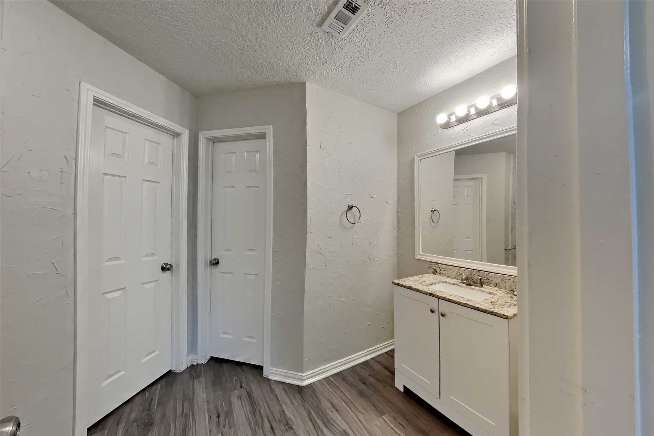 9606 Yearling Circle Property Photo 10