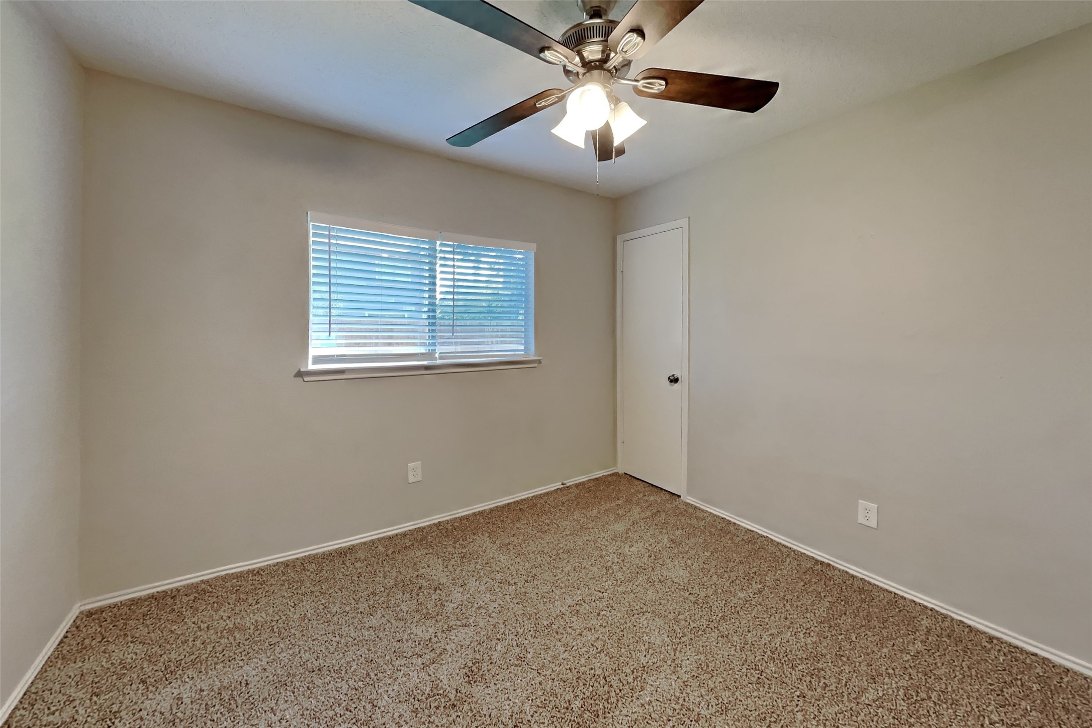 9606 Yearling Circle Property Photo 15