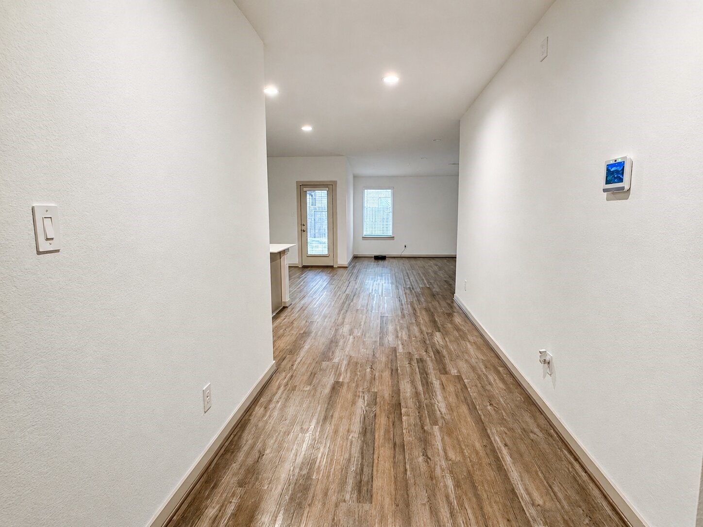 3319 Central Garden Lane Property Photo 3