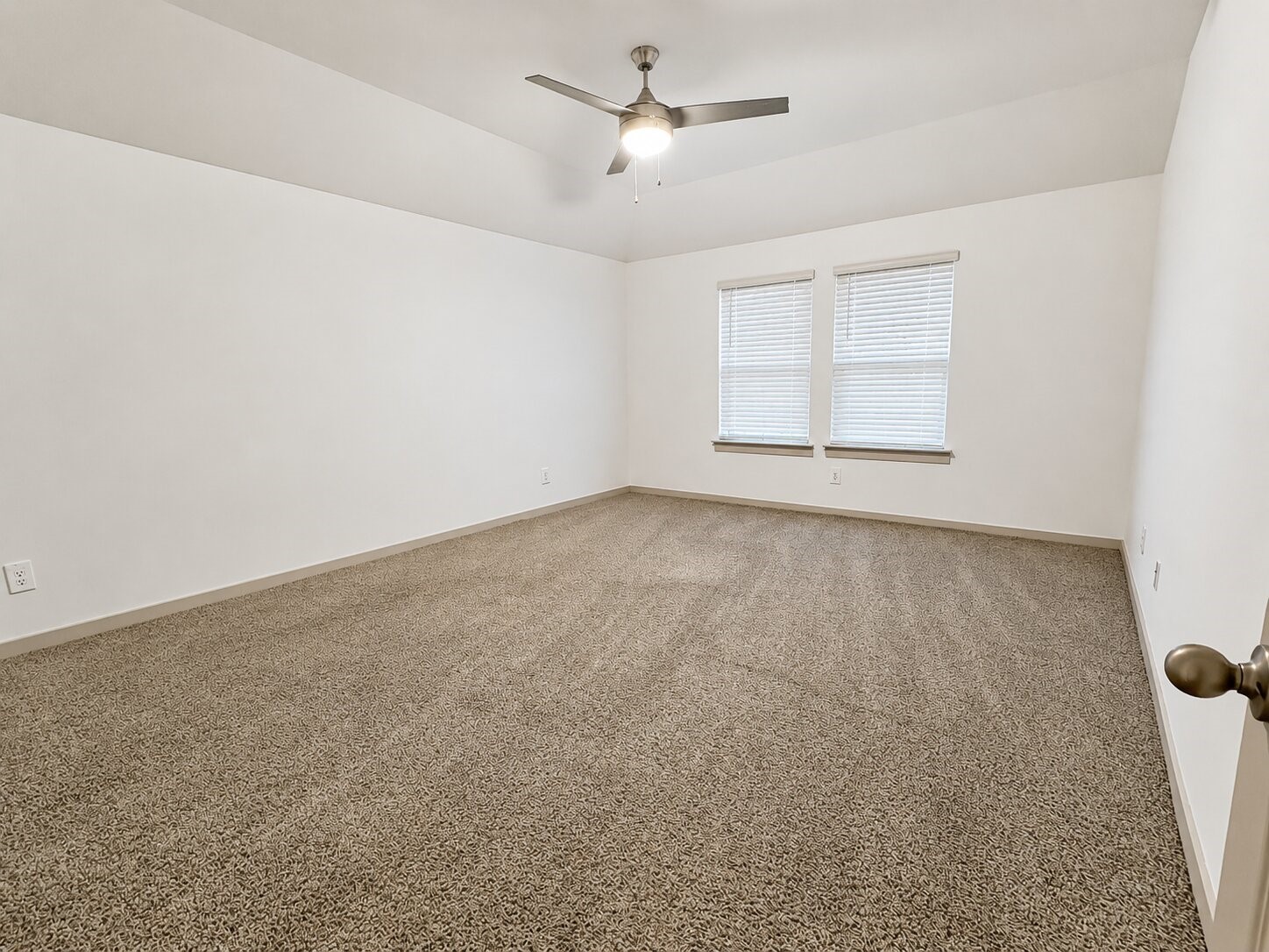 3319 Central Garden Lane Property Photo 18