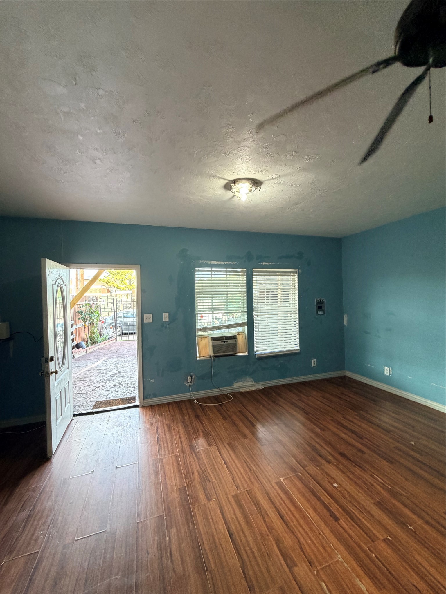 4619 Rawley Street Property Photo 6