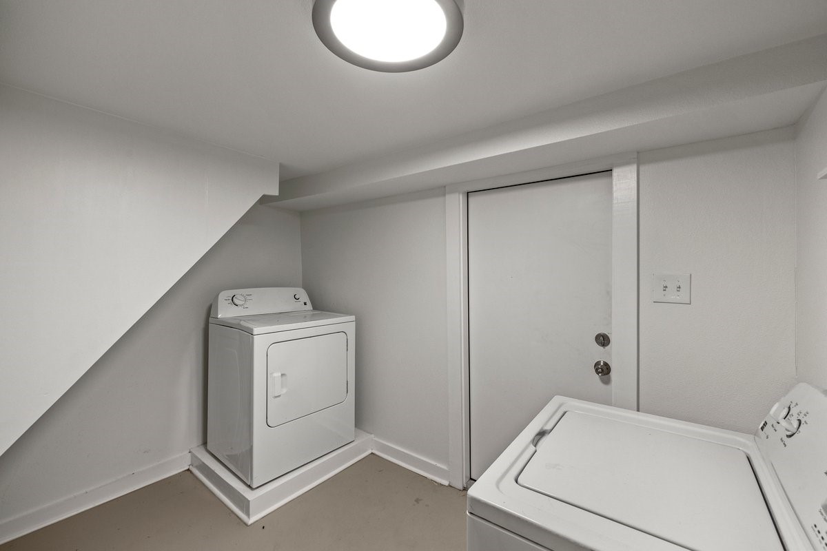 1322 24th Street Property Photo 33