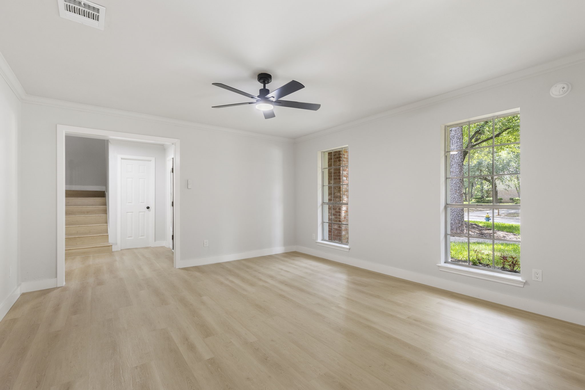5614 Braxtonshire Court Property Photo 4