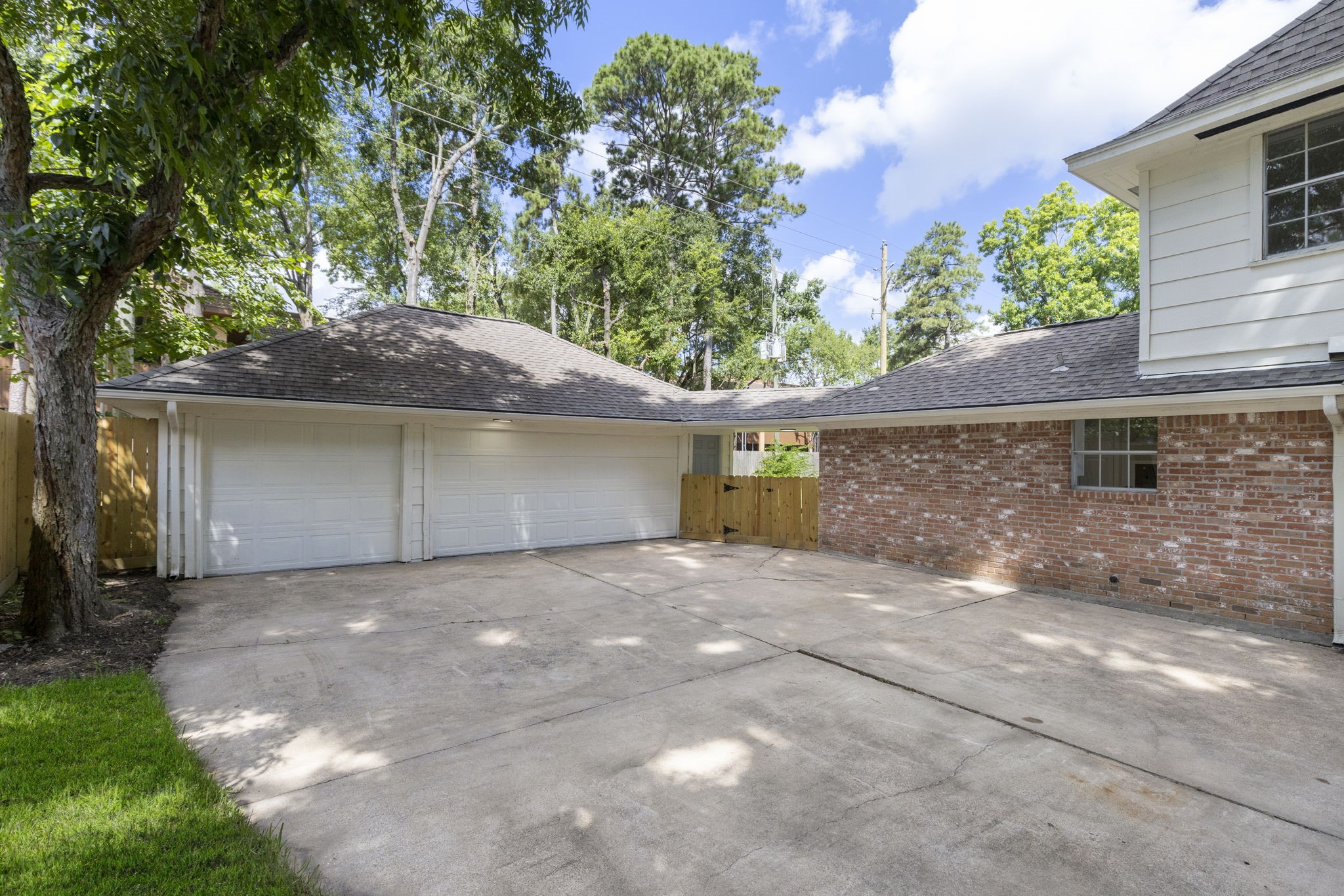 5614 Braxtonshire Court Property Photo 38