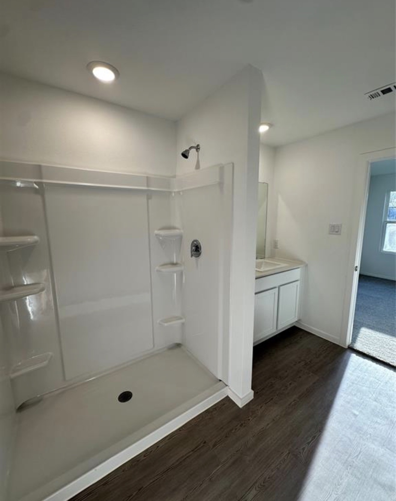 448 Shoreview Drive Property Photo 8