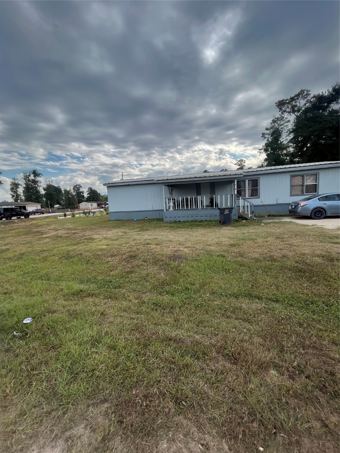 8009 Forest Trace Boulevard Property Photo 2