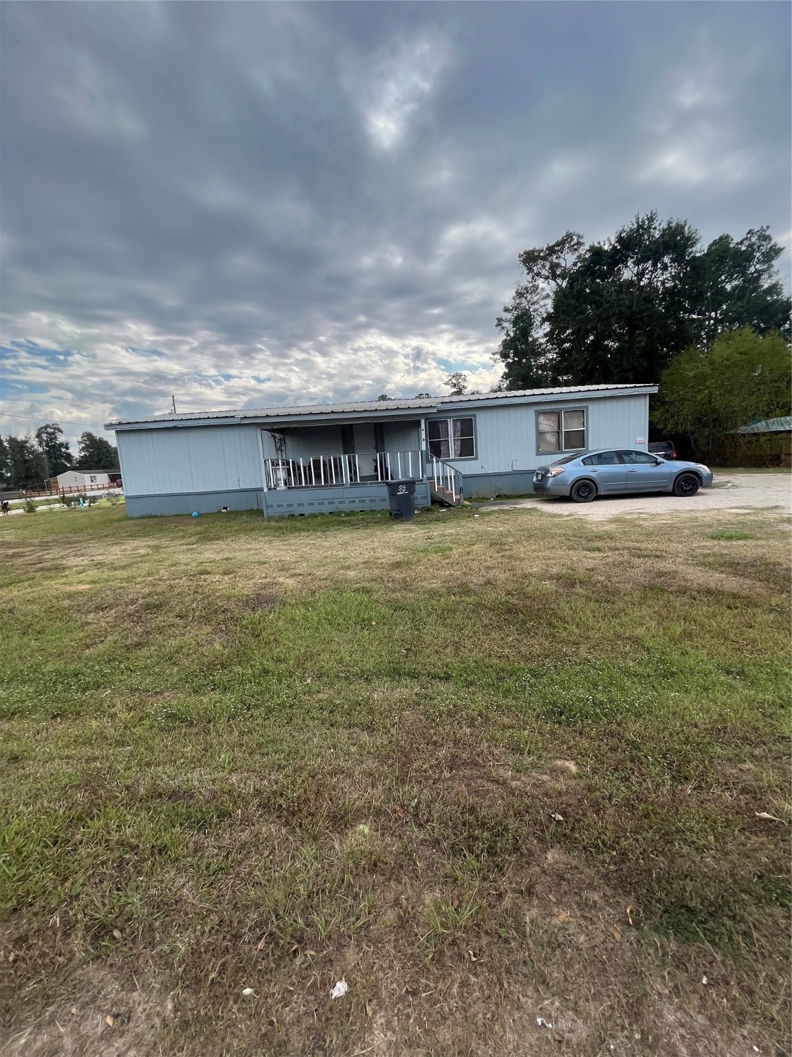 8009 Forest Trace Boulevard Property Photo 4