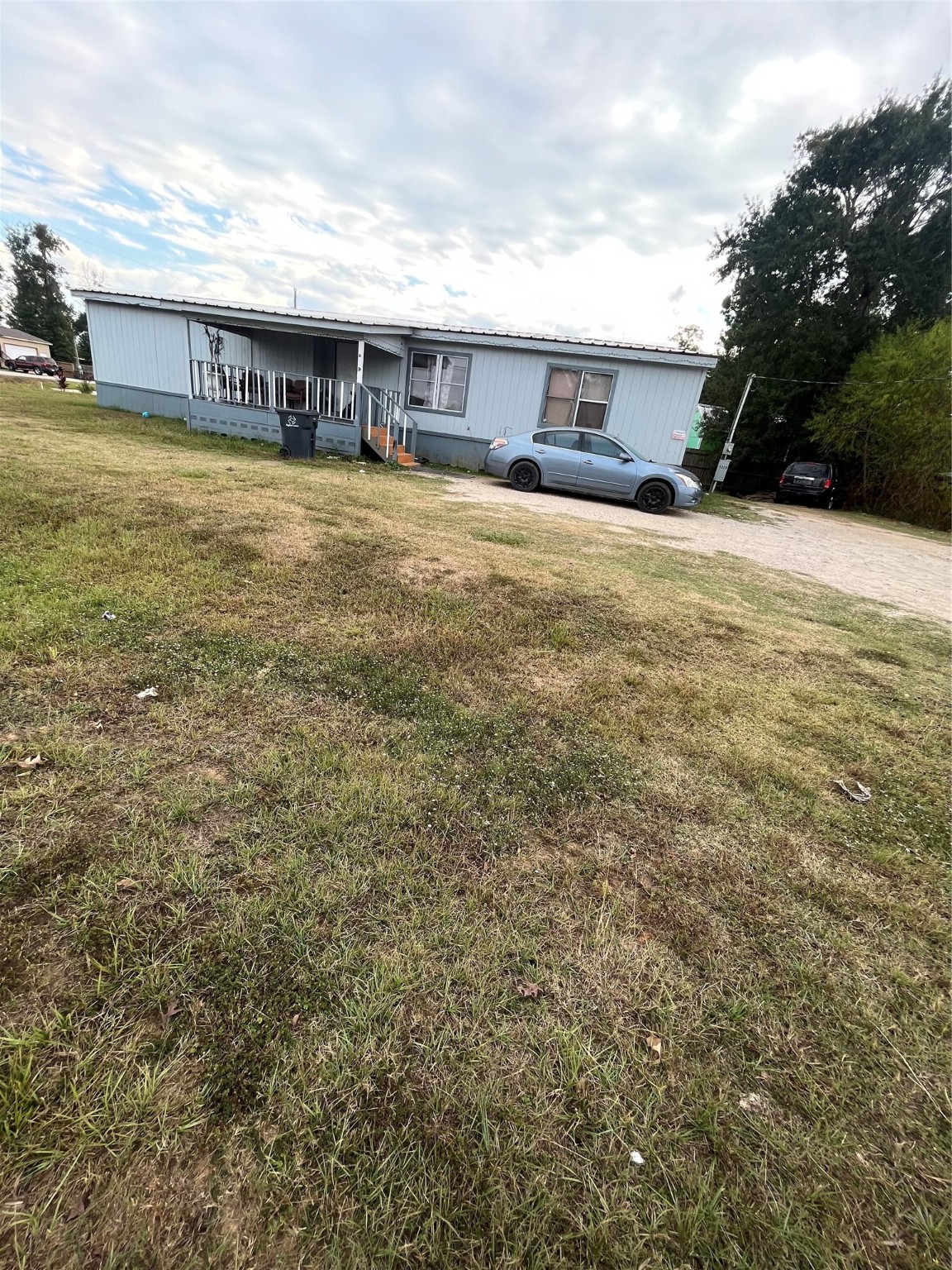 8009 Forest Trace Boulevard Property Photo 7