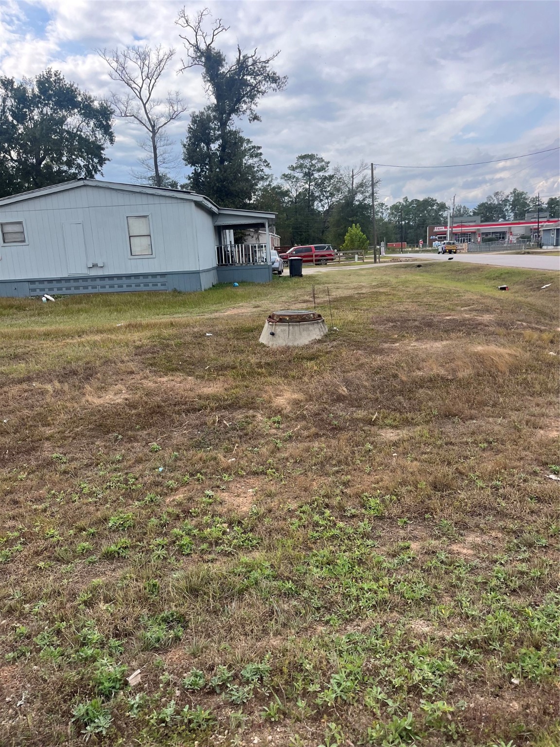 8009 Forest Trace Boulevard Property Photo 13