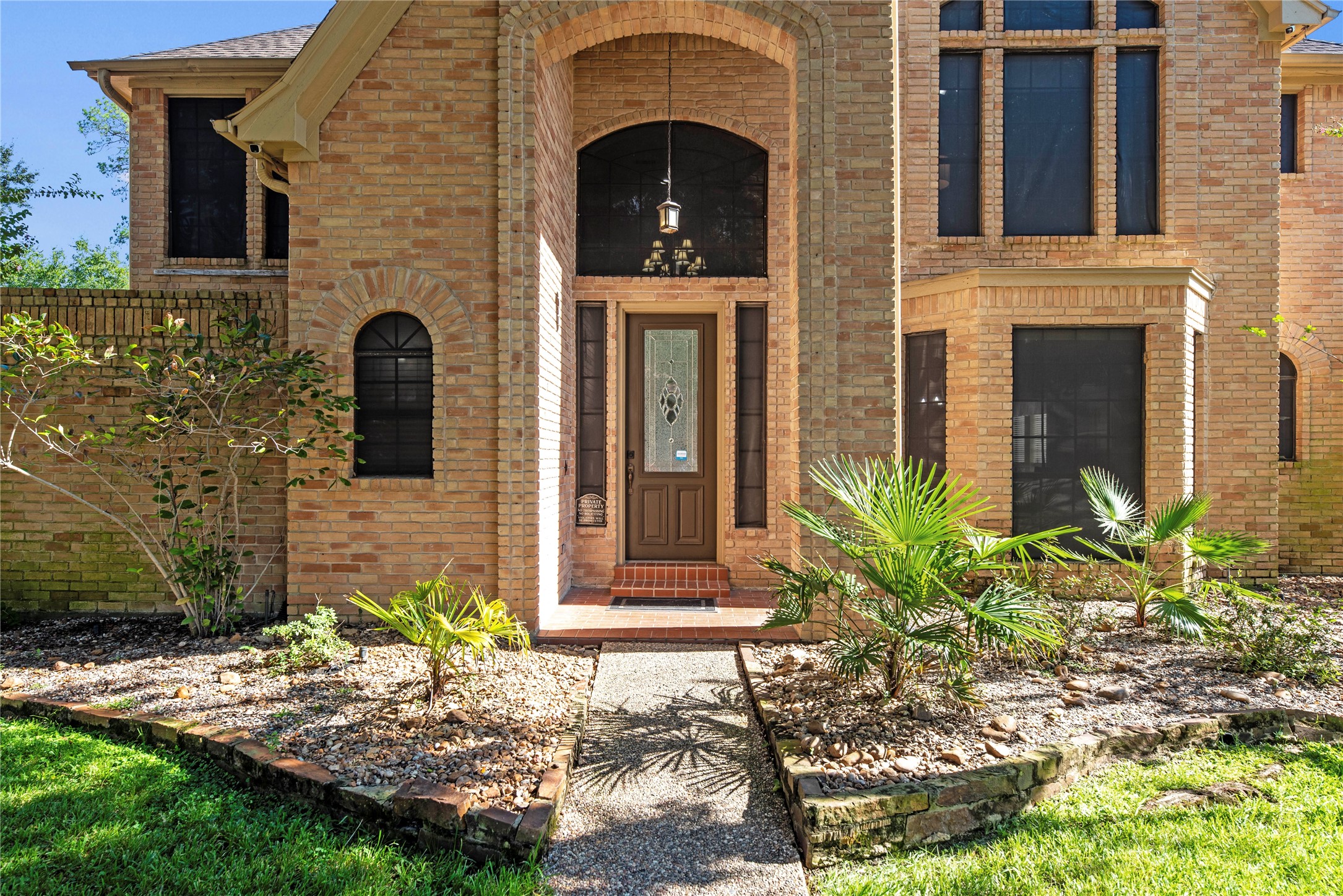 5823 Ashmere Lane Property Photo 3