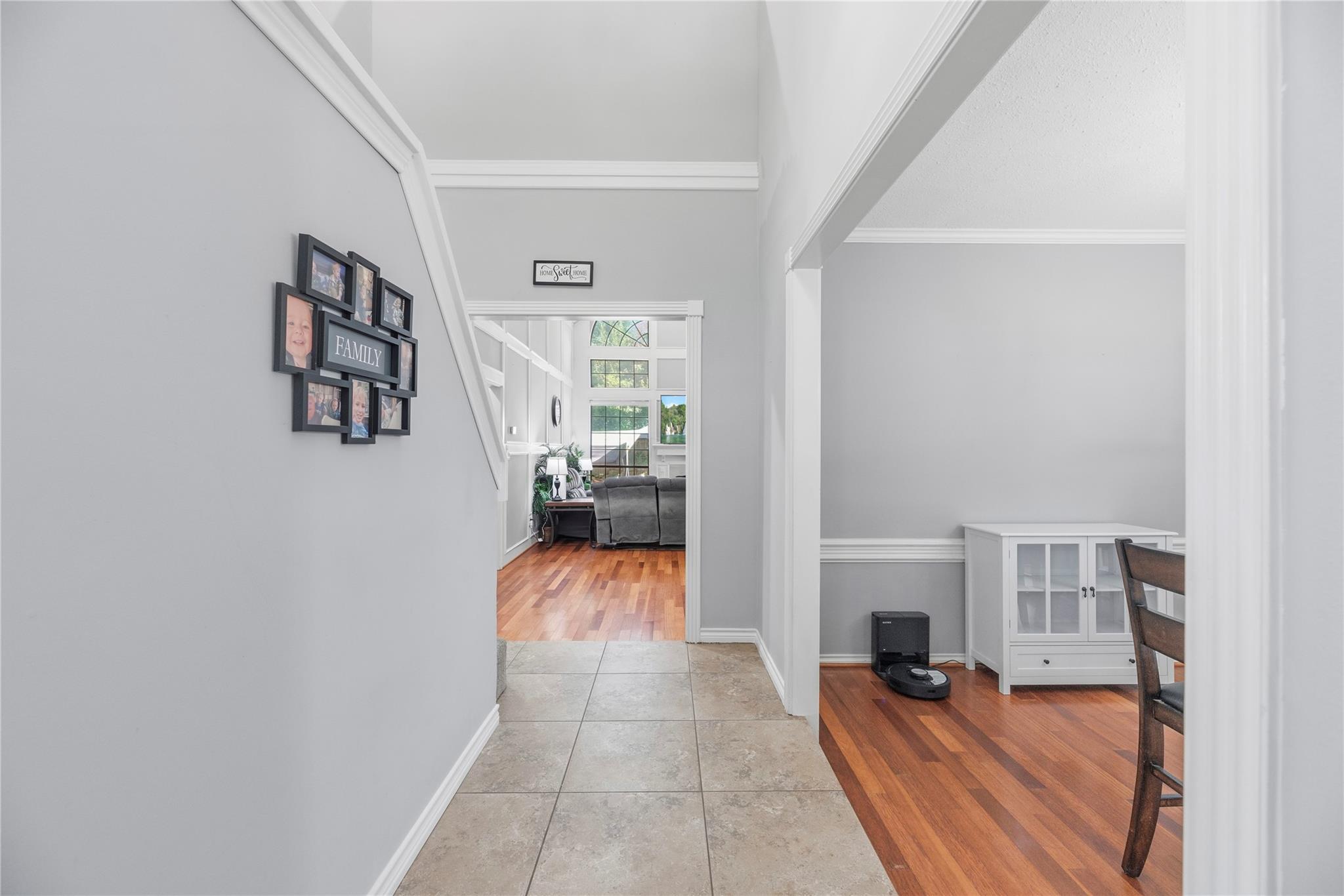 5823 Ashmere Lane Property Photo 4