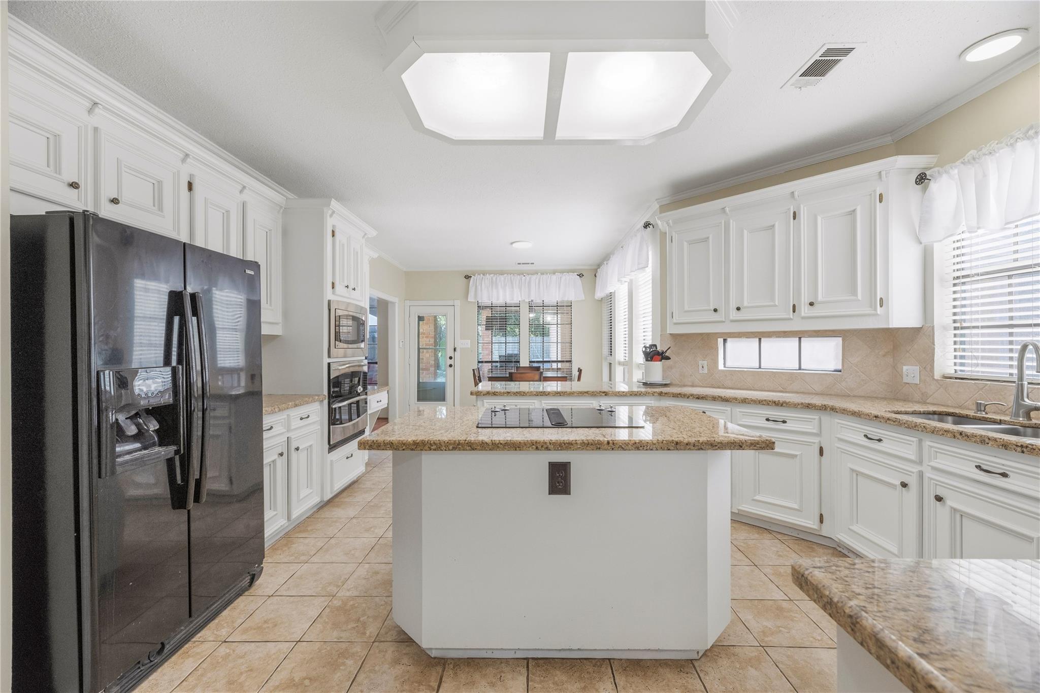 5823 Ashmere Lane Property Photo 15