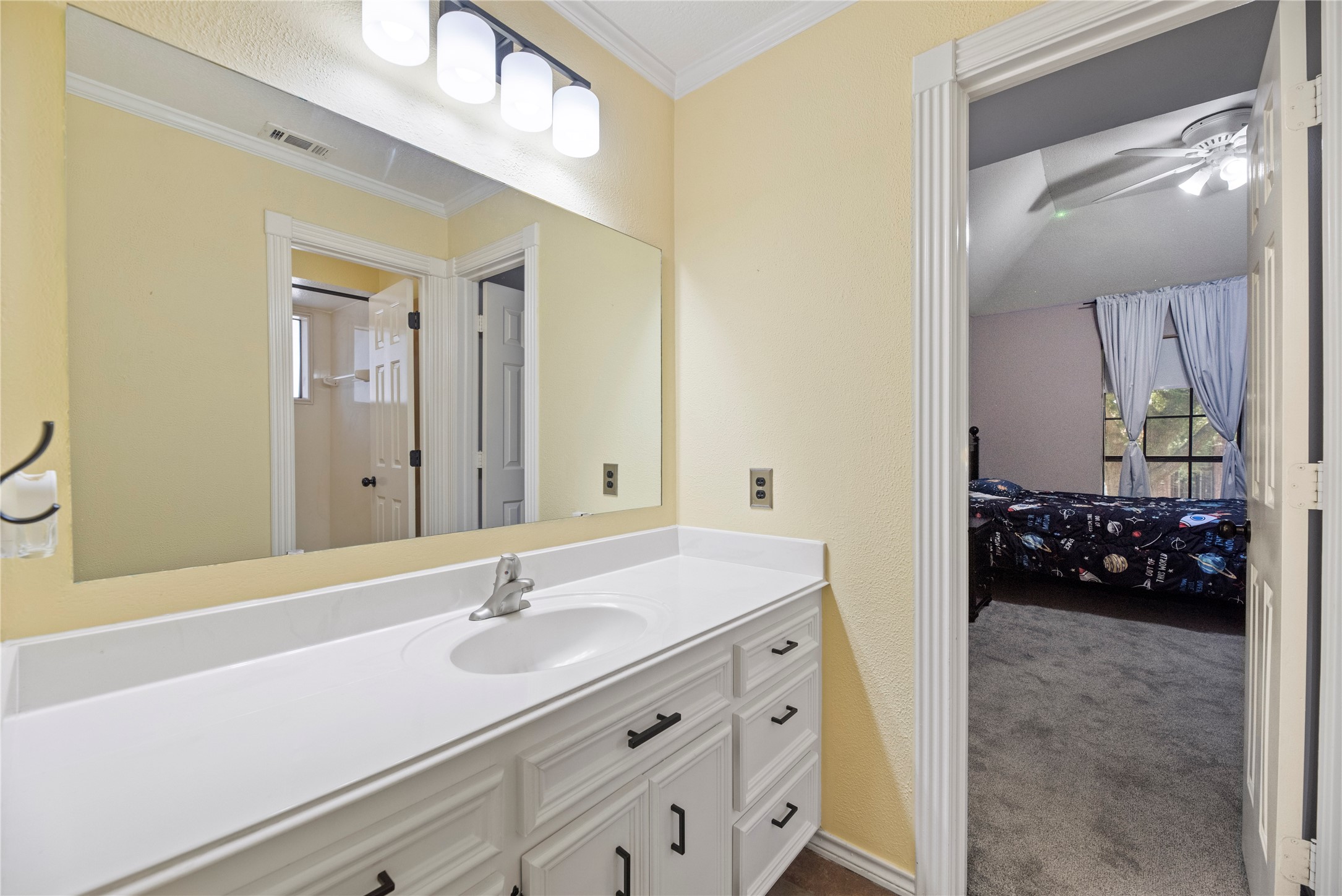 5823 Ashmere Lane Property Photo 26