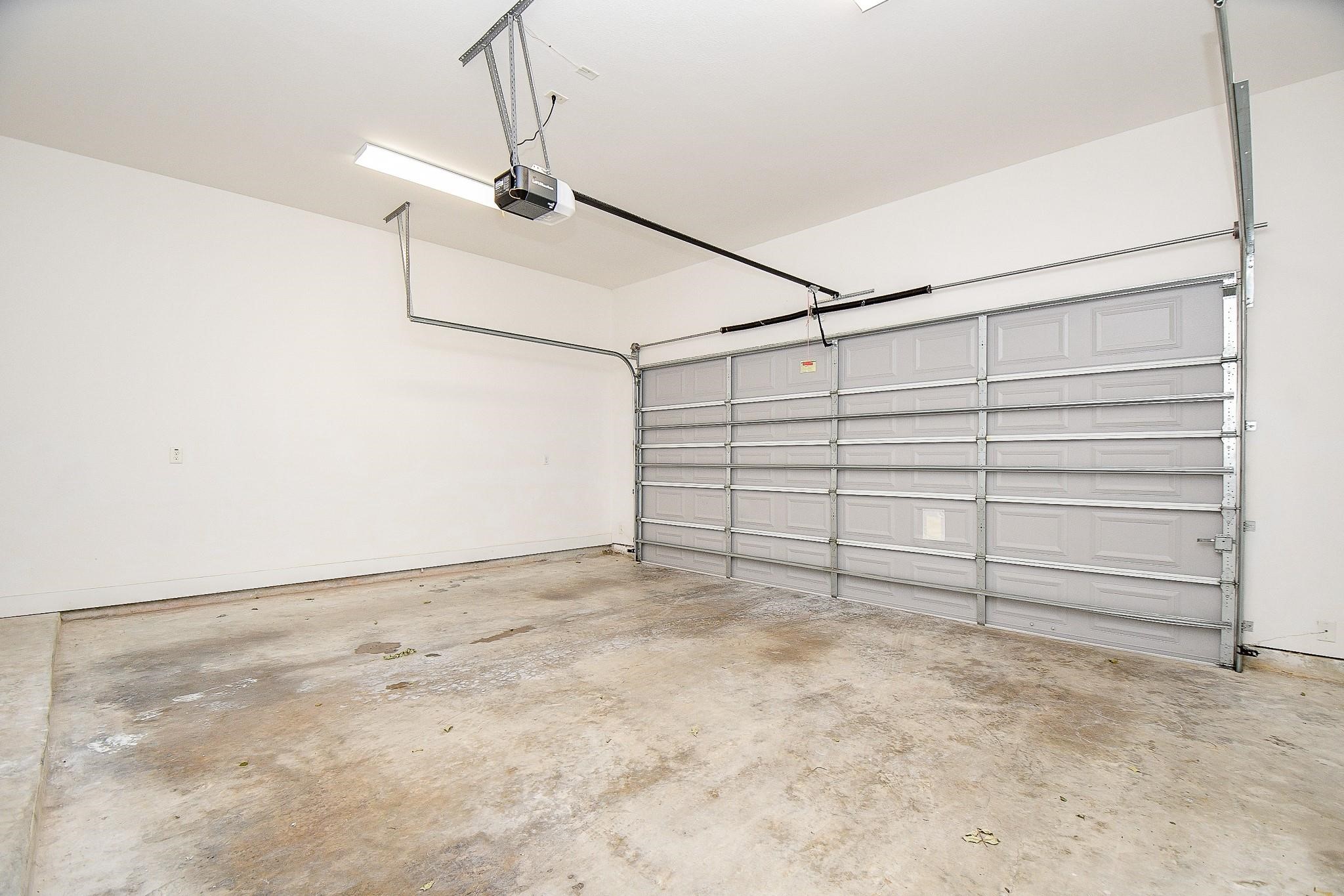 955 W 24th Street D Property Photo 42