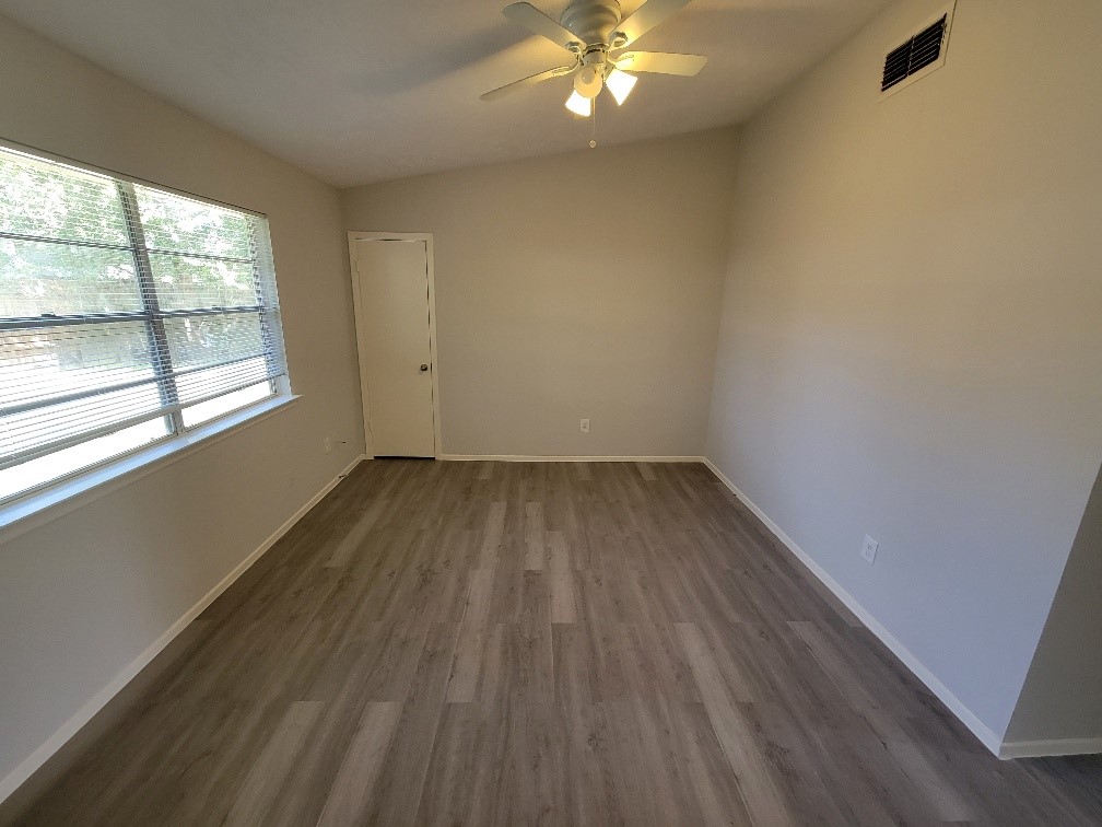 9914 Towne Brook Lane Property Photo 11