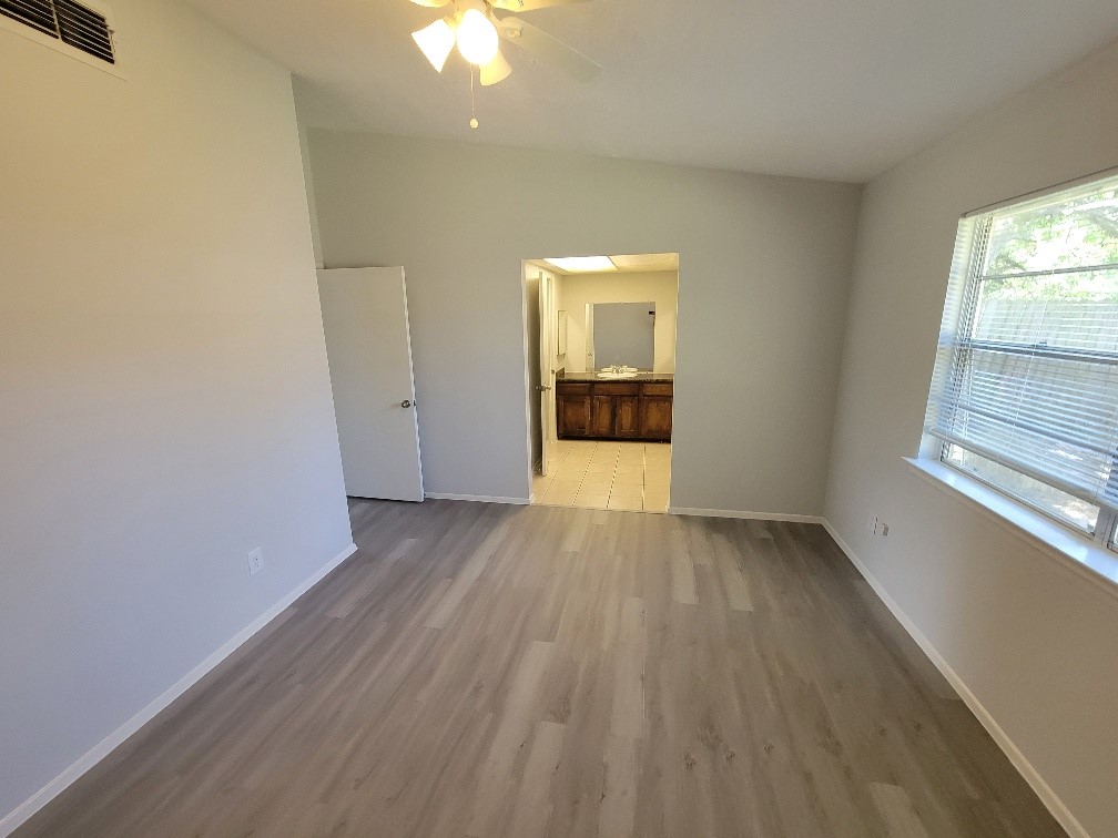 9914 Towne Brook Lane Property Photo 12