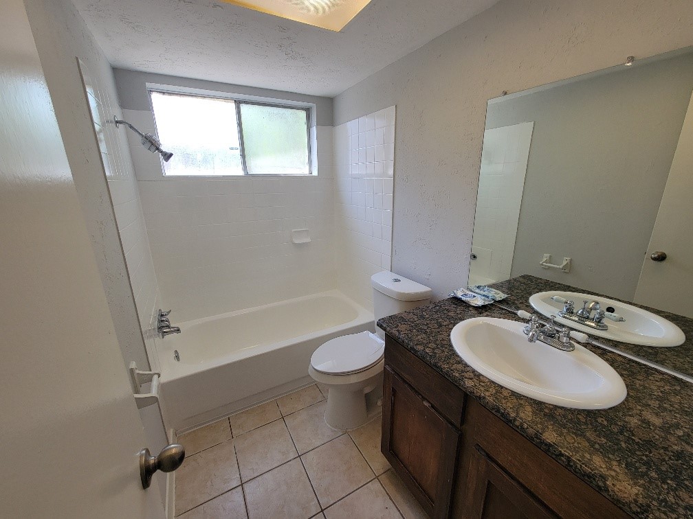 9914 Towne Brook Lane Property Photo 16