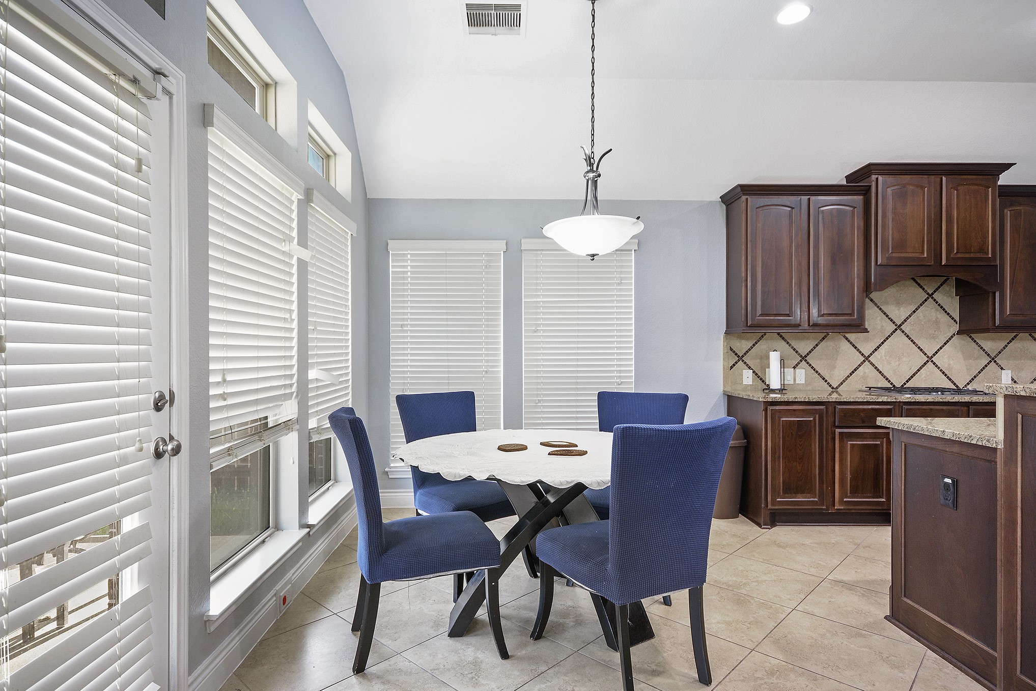 27815 Colonial Point Drive Property Photo 15