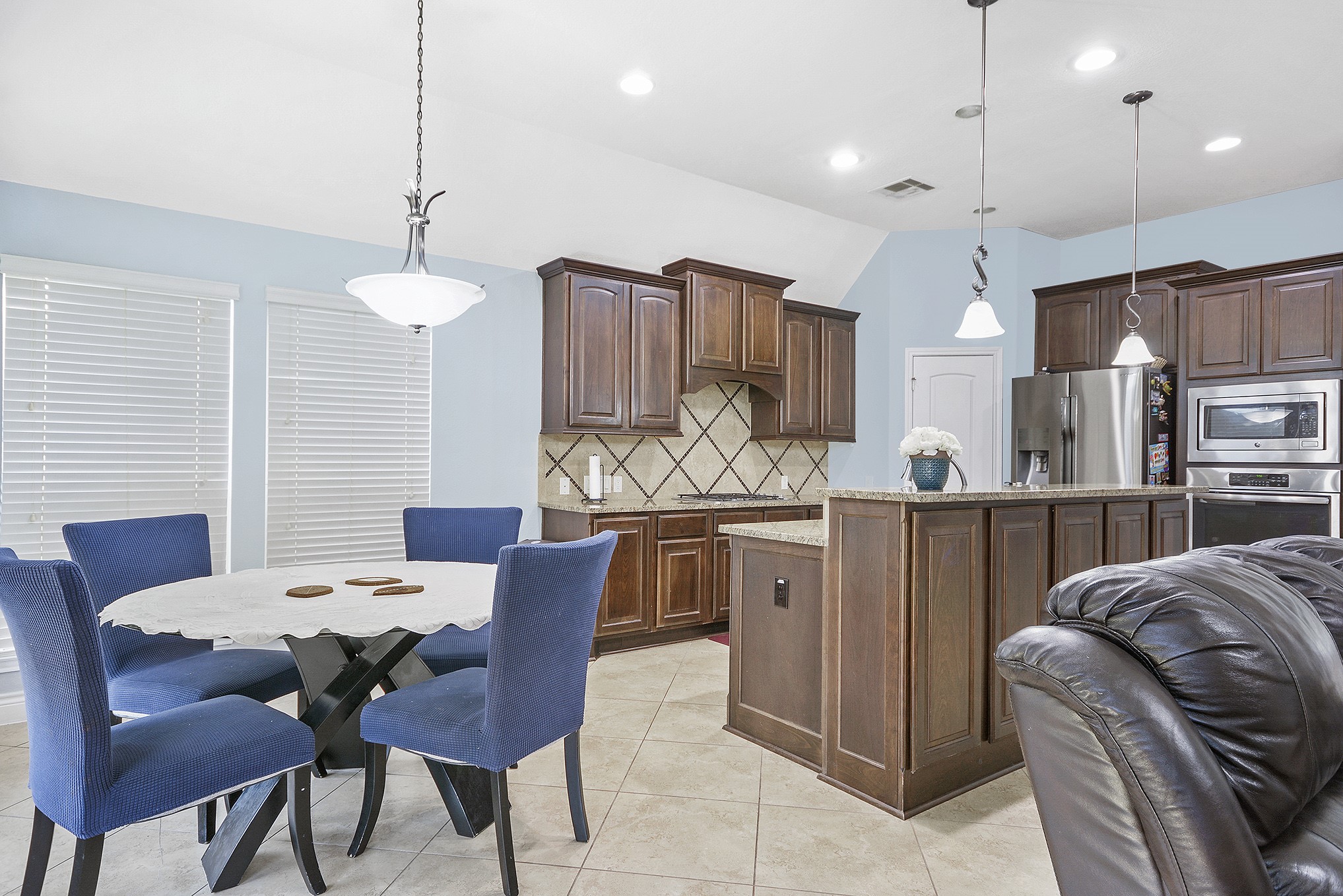 27815 Colonial Point Drive Property Photo 16