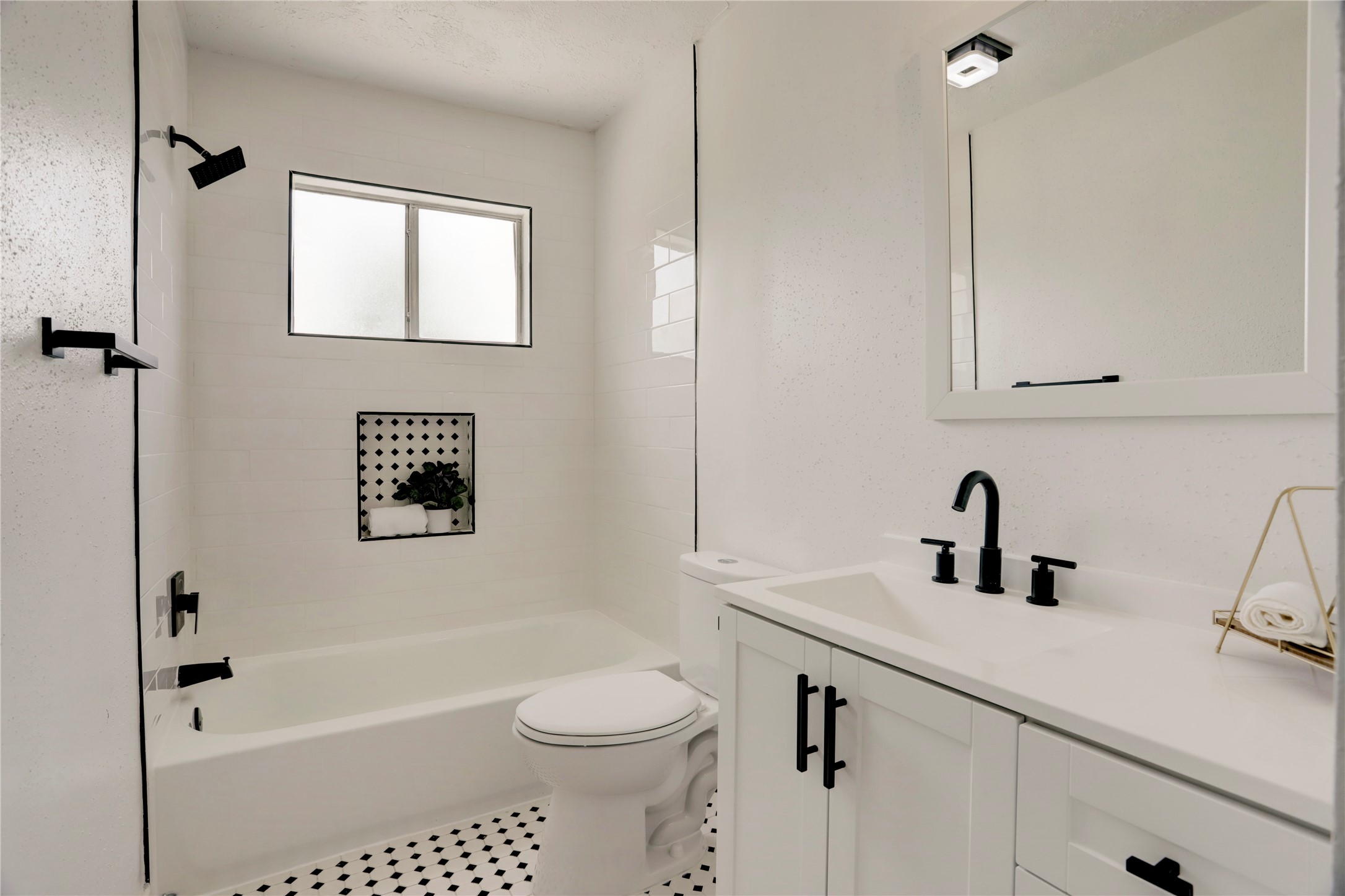 7926 Windy Creek Drive Property Photo 37