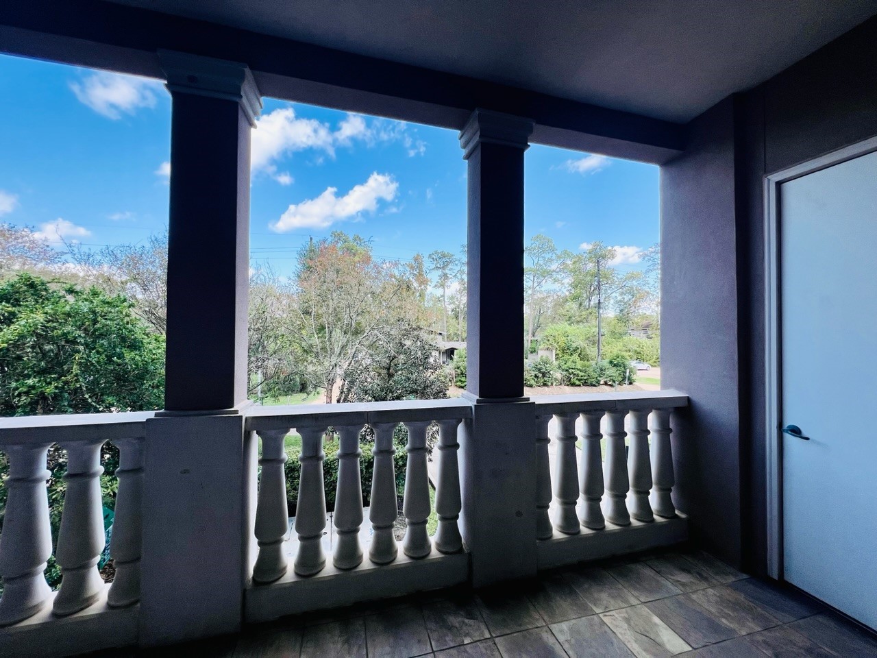 58 Briar Hollow Lane 204 Property Photo 19