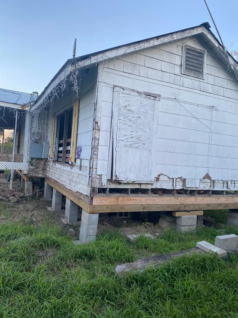 17706 River Road Street Property Photo 1