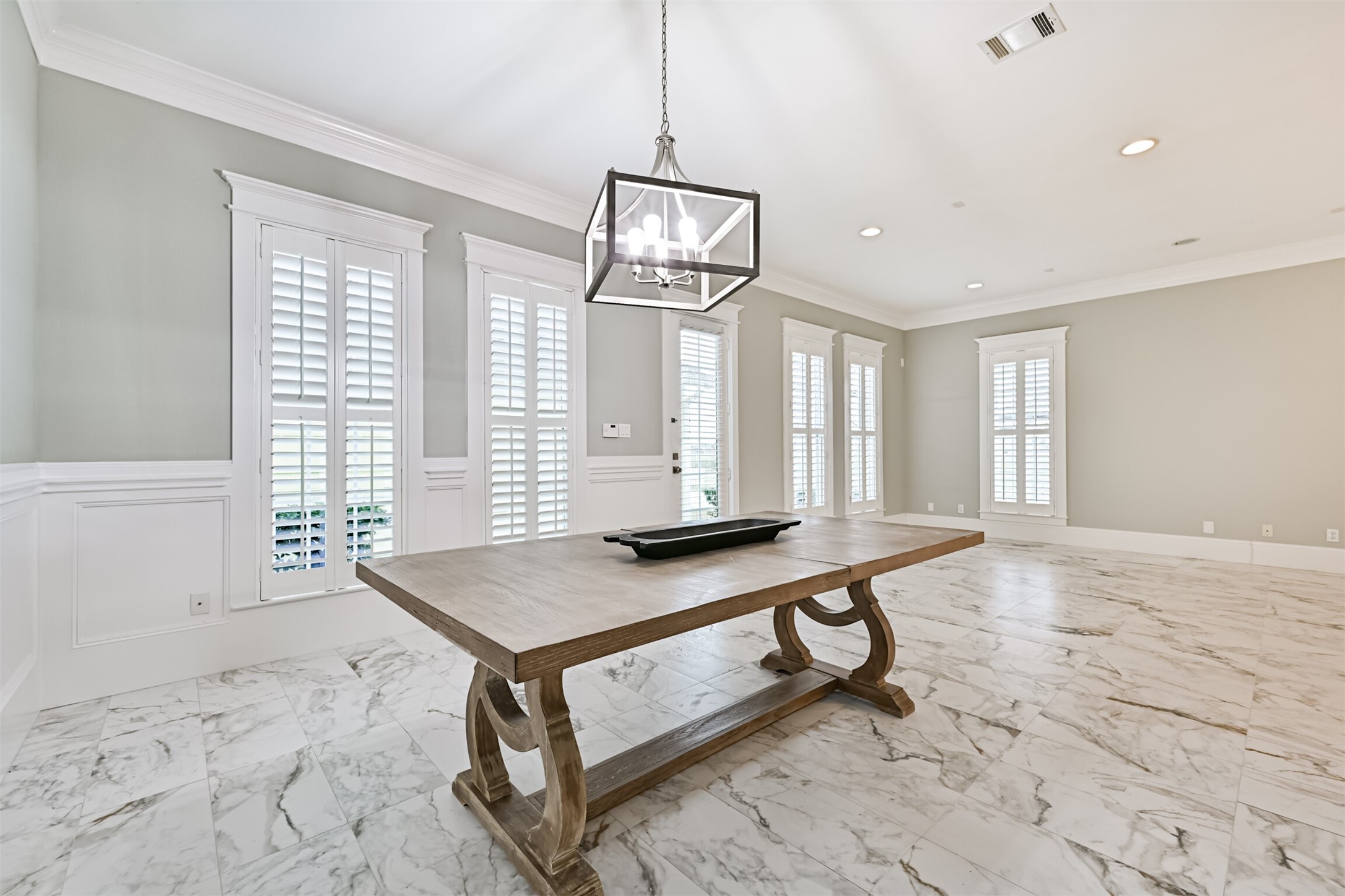 2 Evia Main Property Photo 14