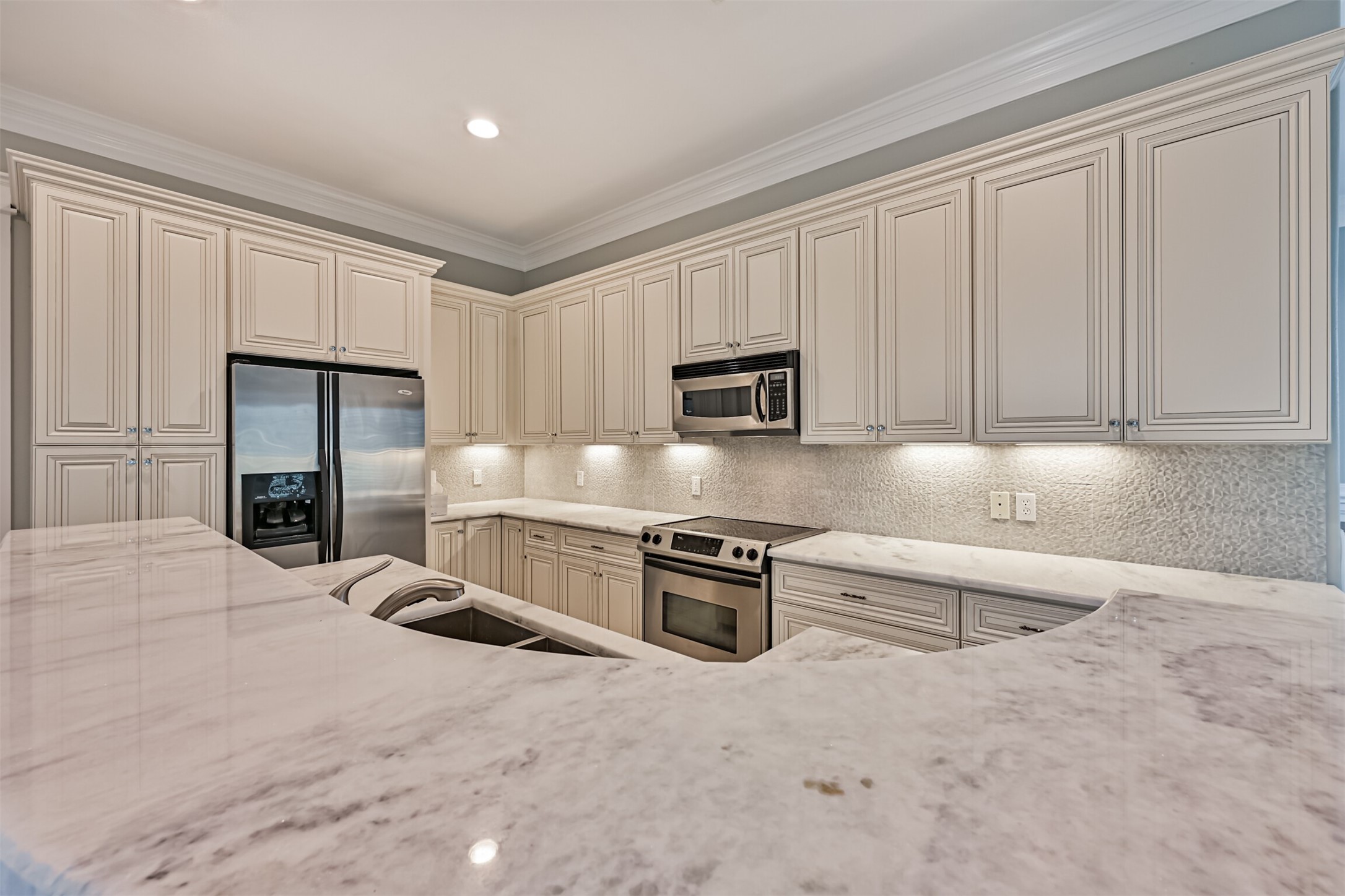 2 Evia Main Property Photo 16