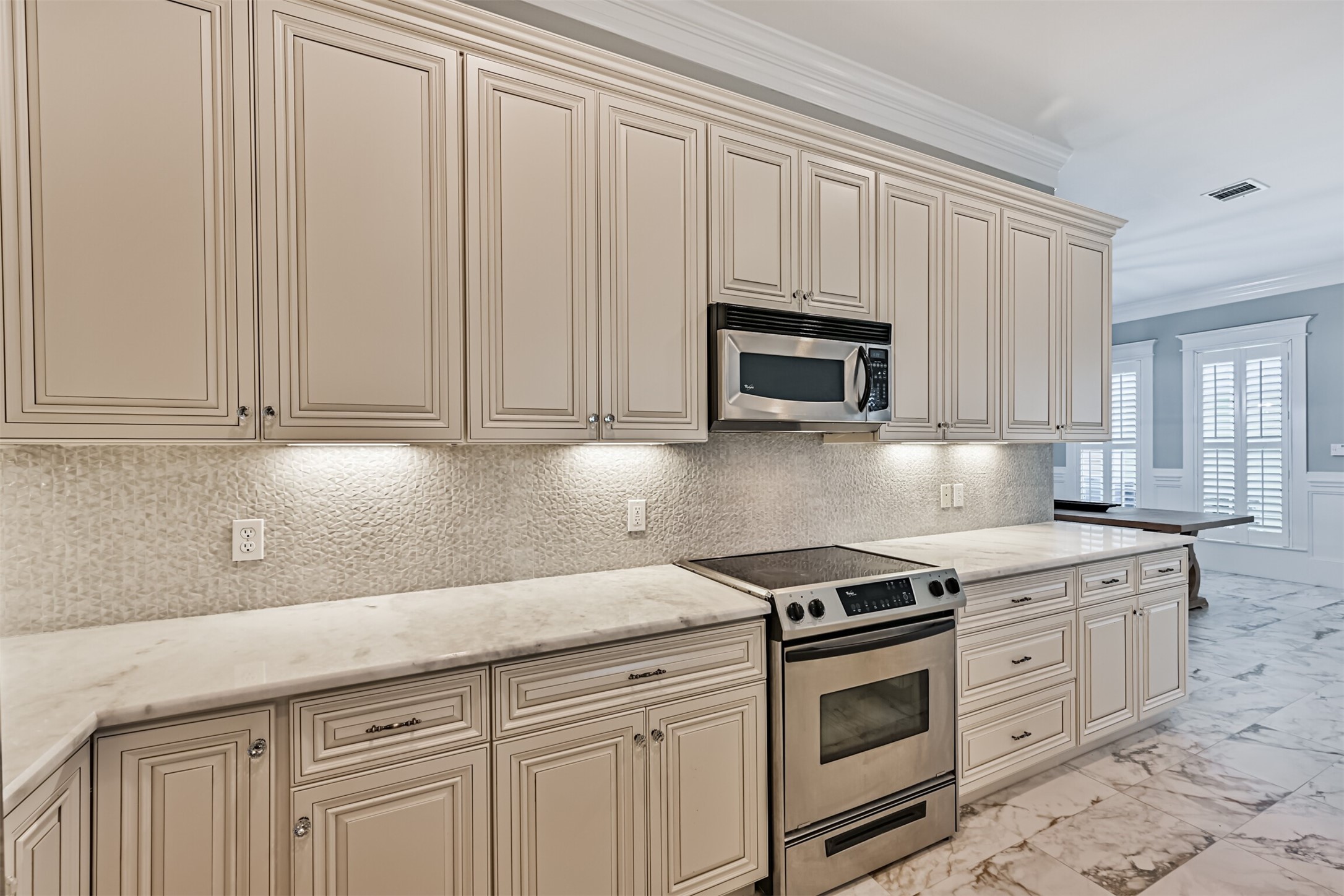 2 Evia Main Property Photo 18