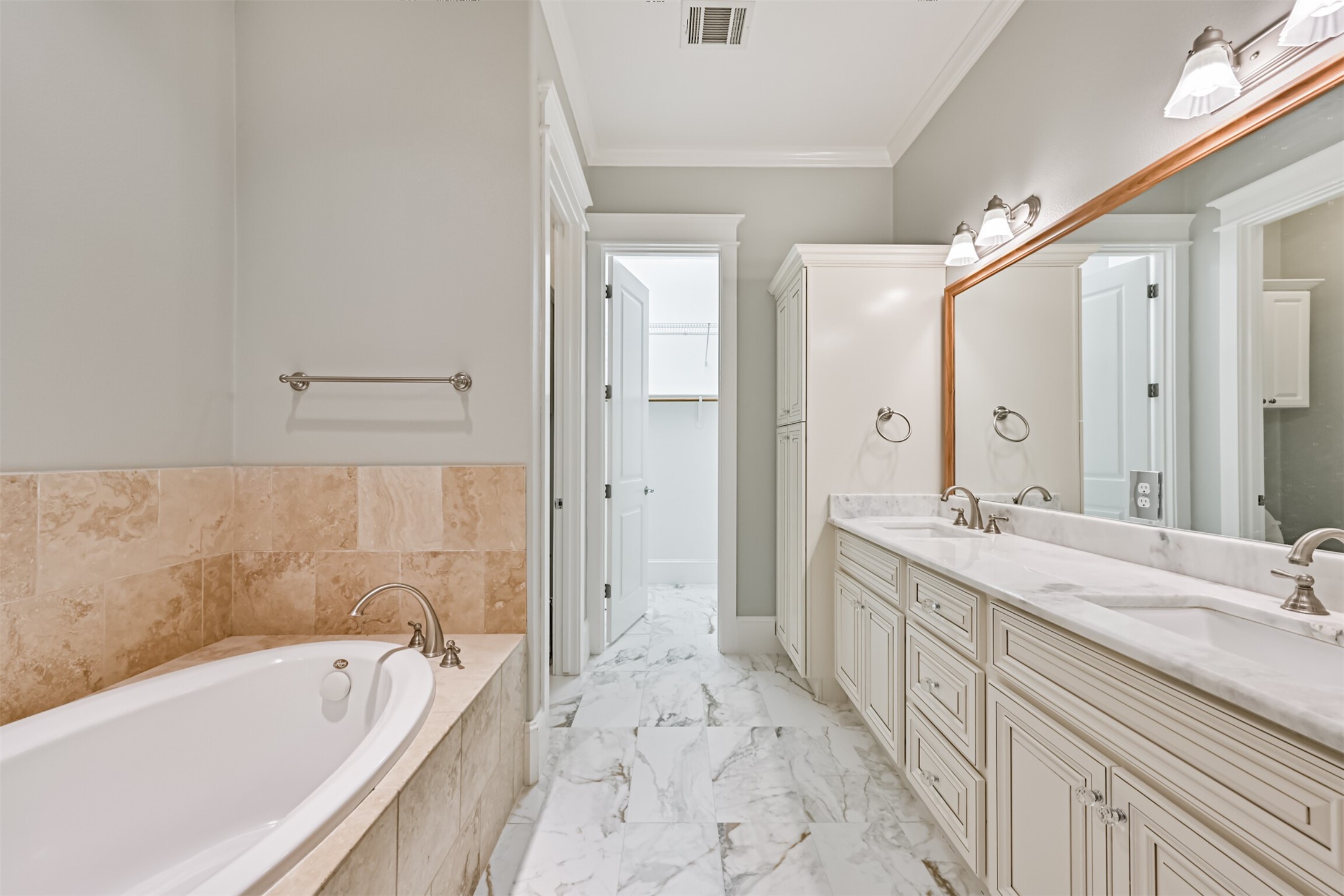 2 Evia Main Property Photo 24