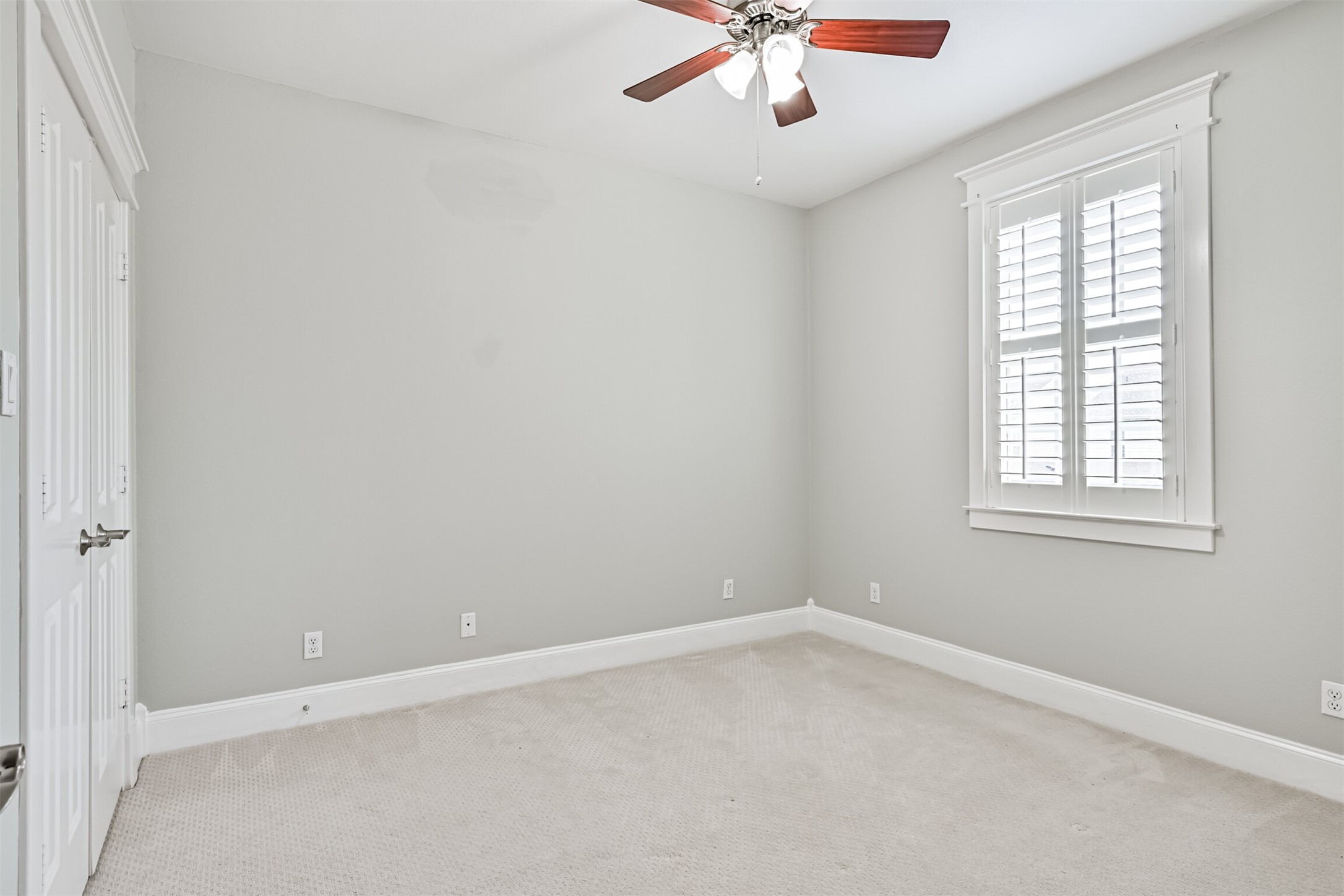 2 Evia Main Property Photo 34