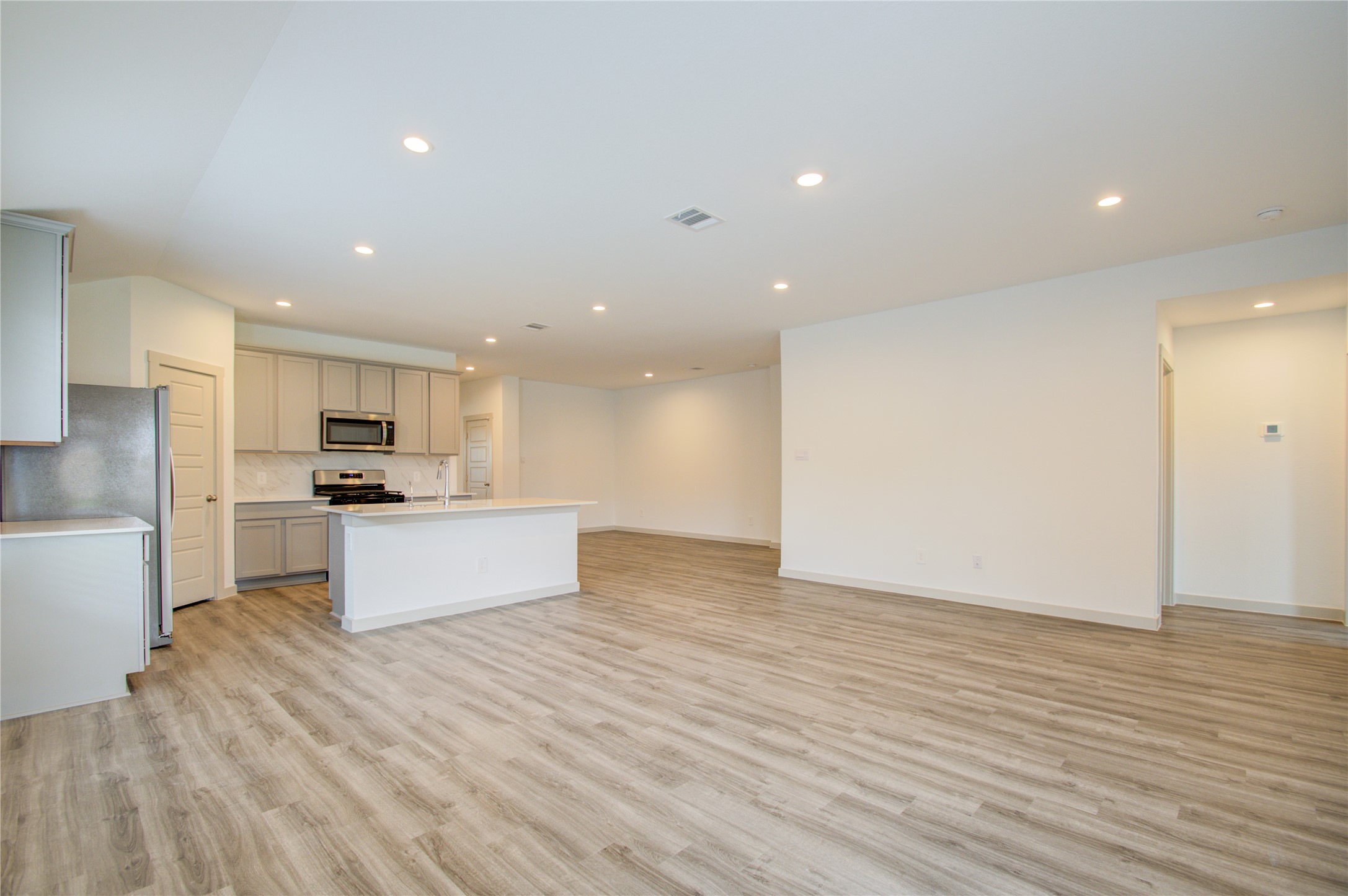7911 Murciana Drive Property Photo 19