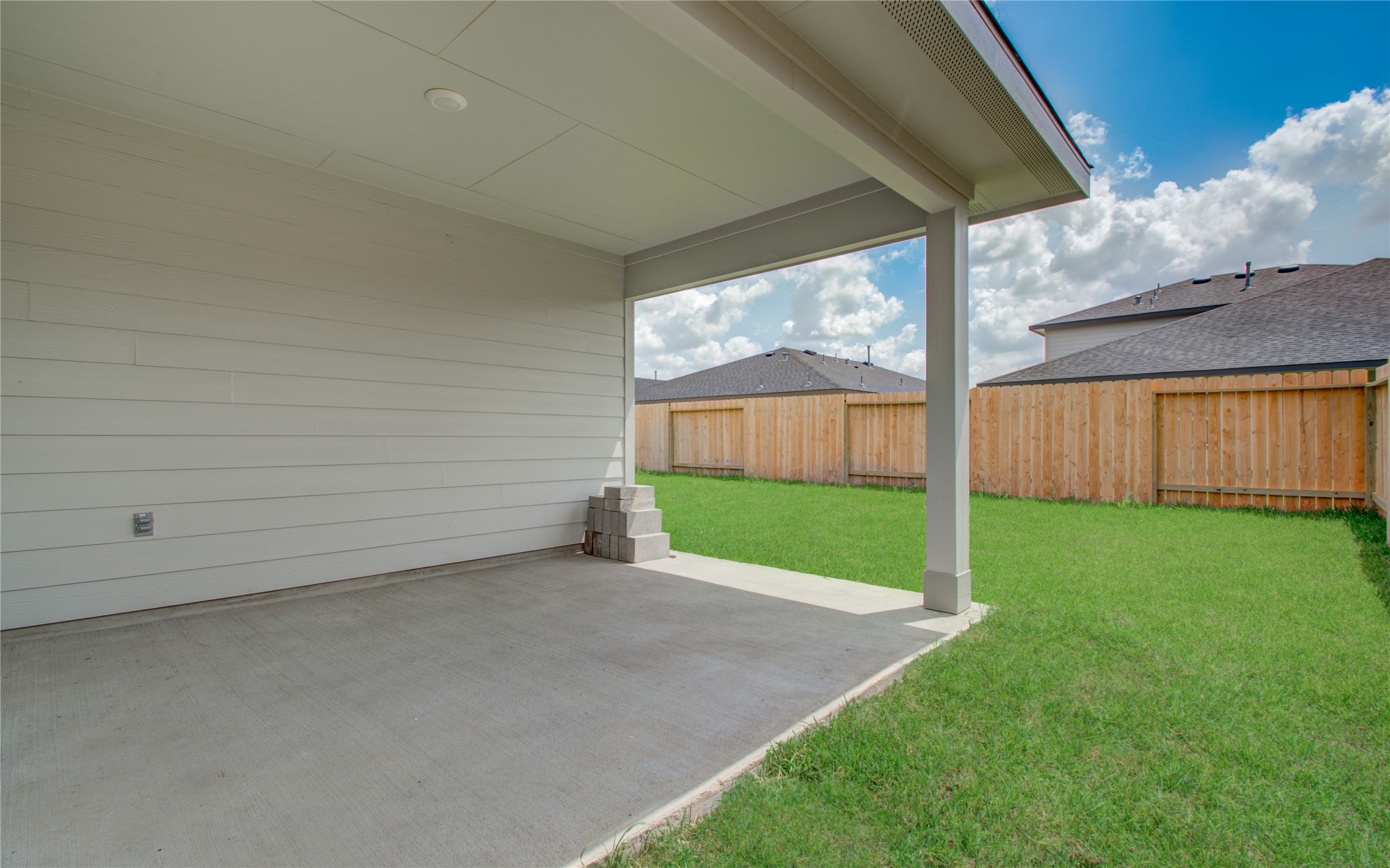 7911 Murciana Drive Property Photo 33
