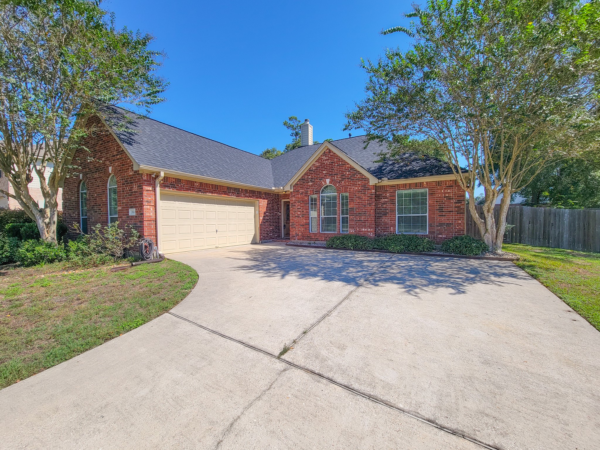 3504 Oak Landing Property Photo 1