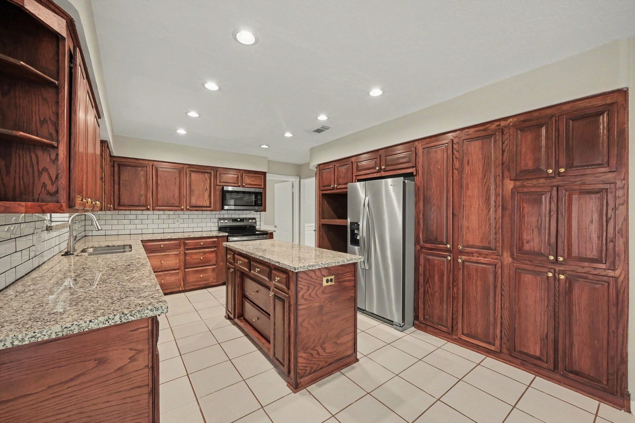 11719 Moorcreek Drive Property Photo 14