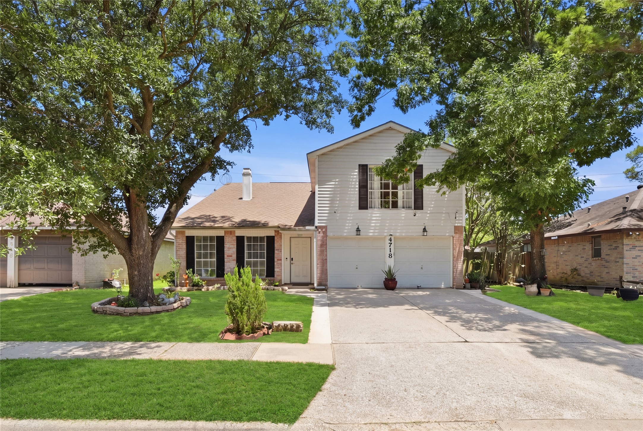 4718 Temple Bell Drive Property Photo 1