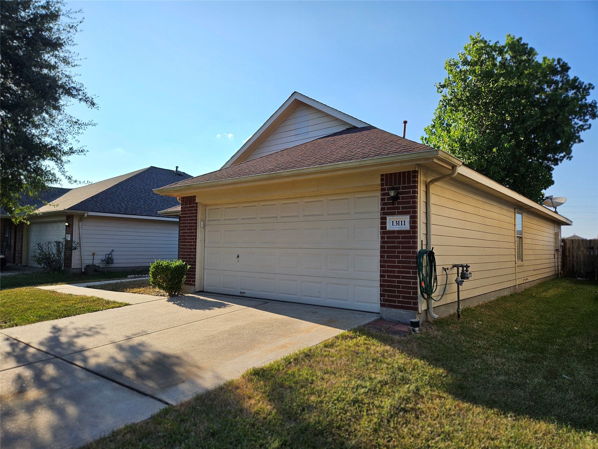 13111 Cherryglade Court Property Photo 4